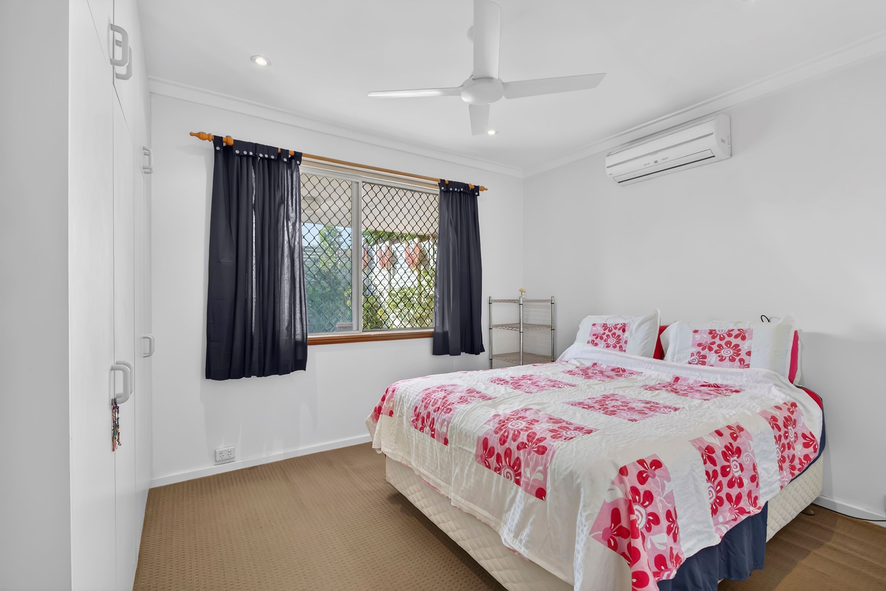1/121 Edward Street — photo from Ray White Whiteman & Associates