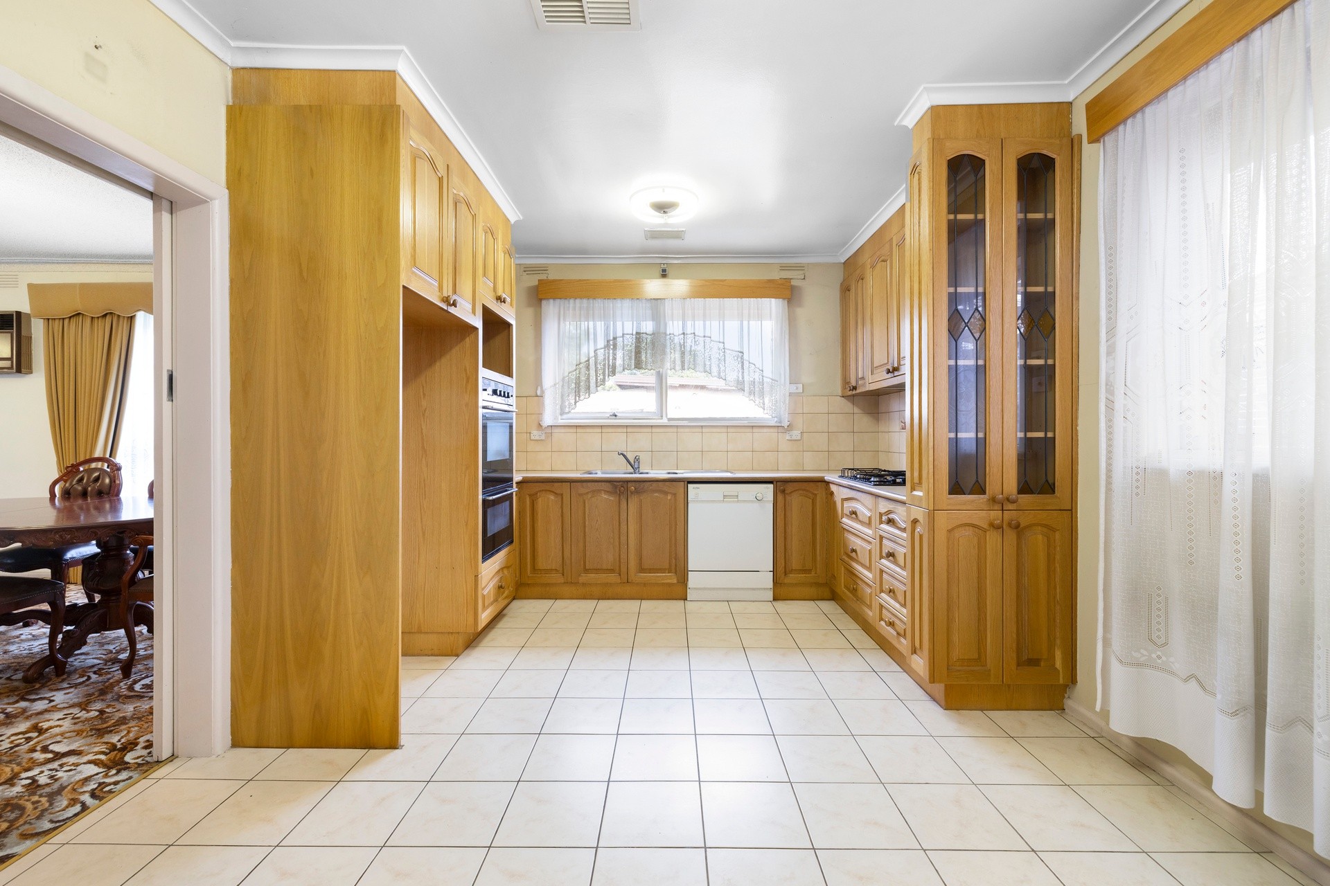 16 Olive Avenue, Mount Waverley, VIC 3149