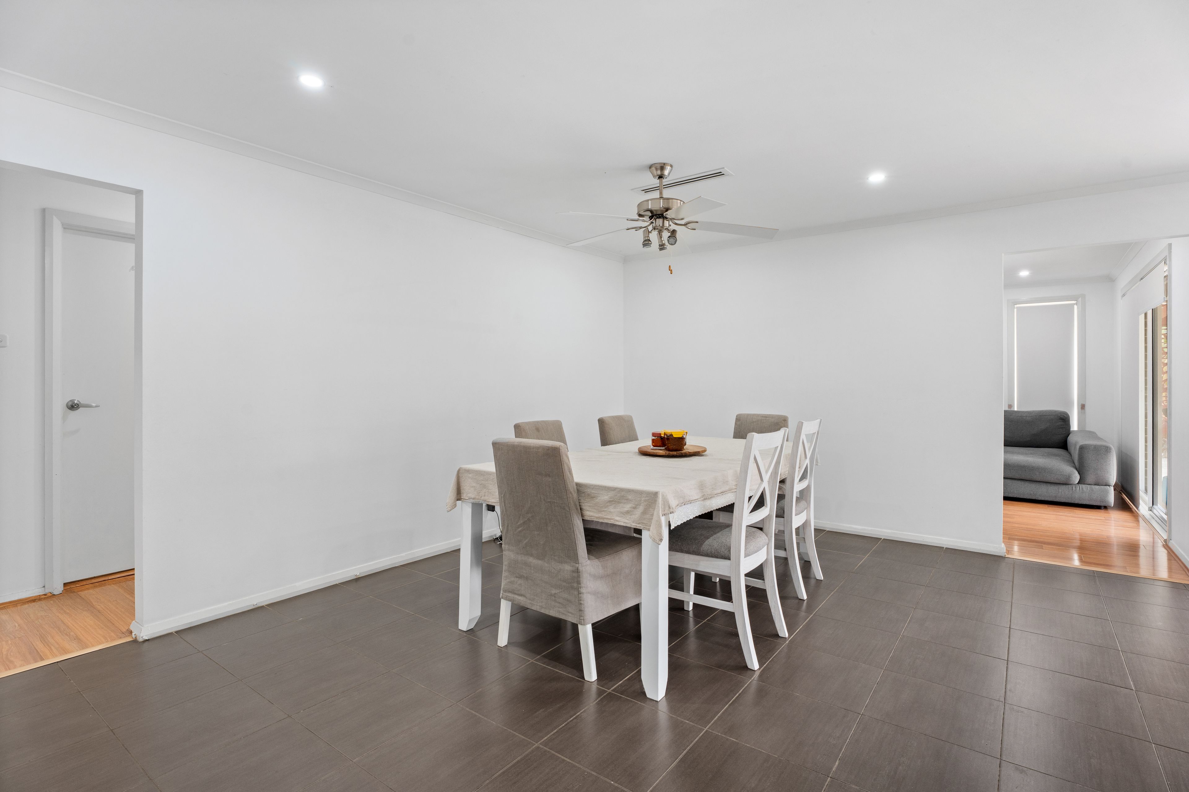 66 Cullen Avenue — photo 3 of 18