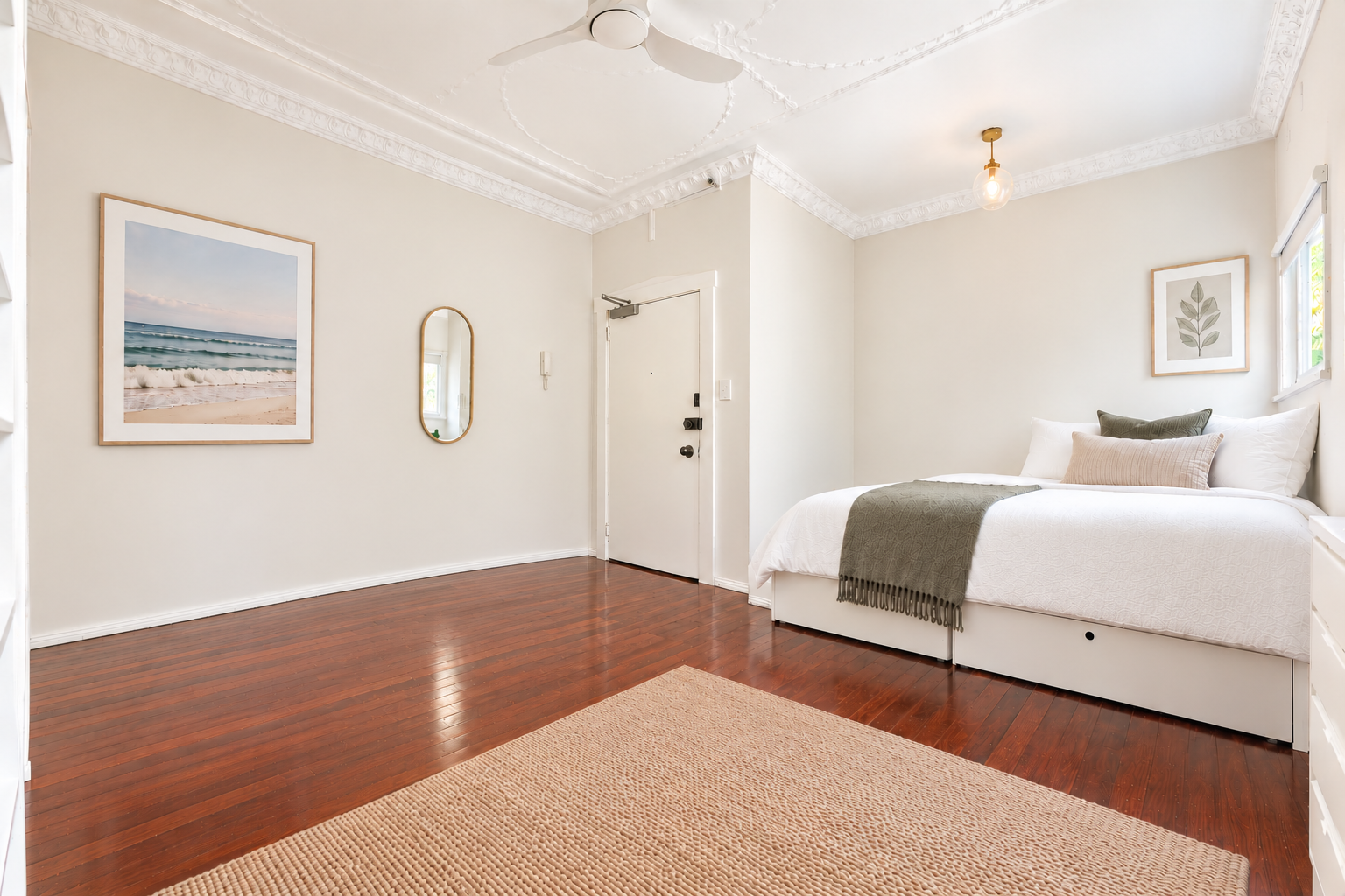8/37 Roslyn Street — photo from Ray White Double Bay