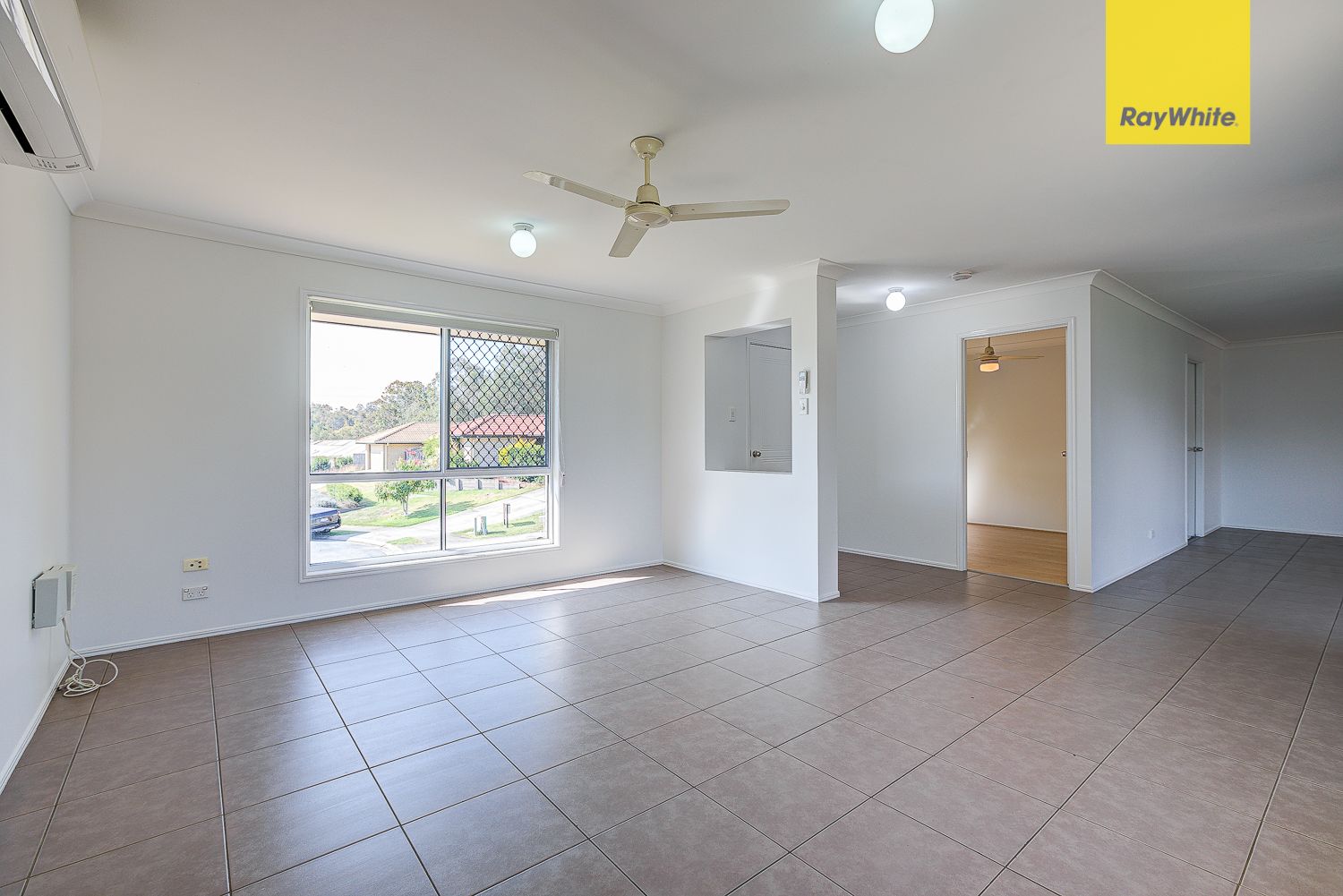 8 Barker Close, Goodna, QLD 4300