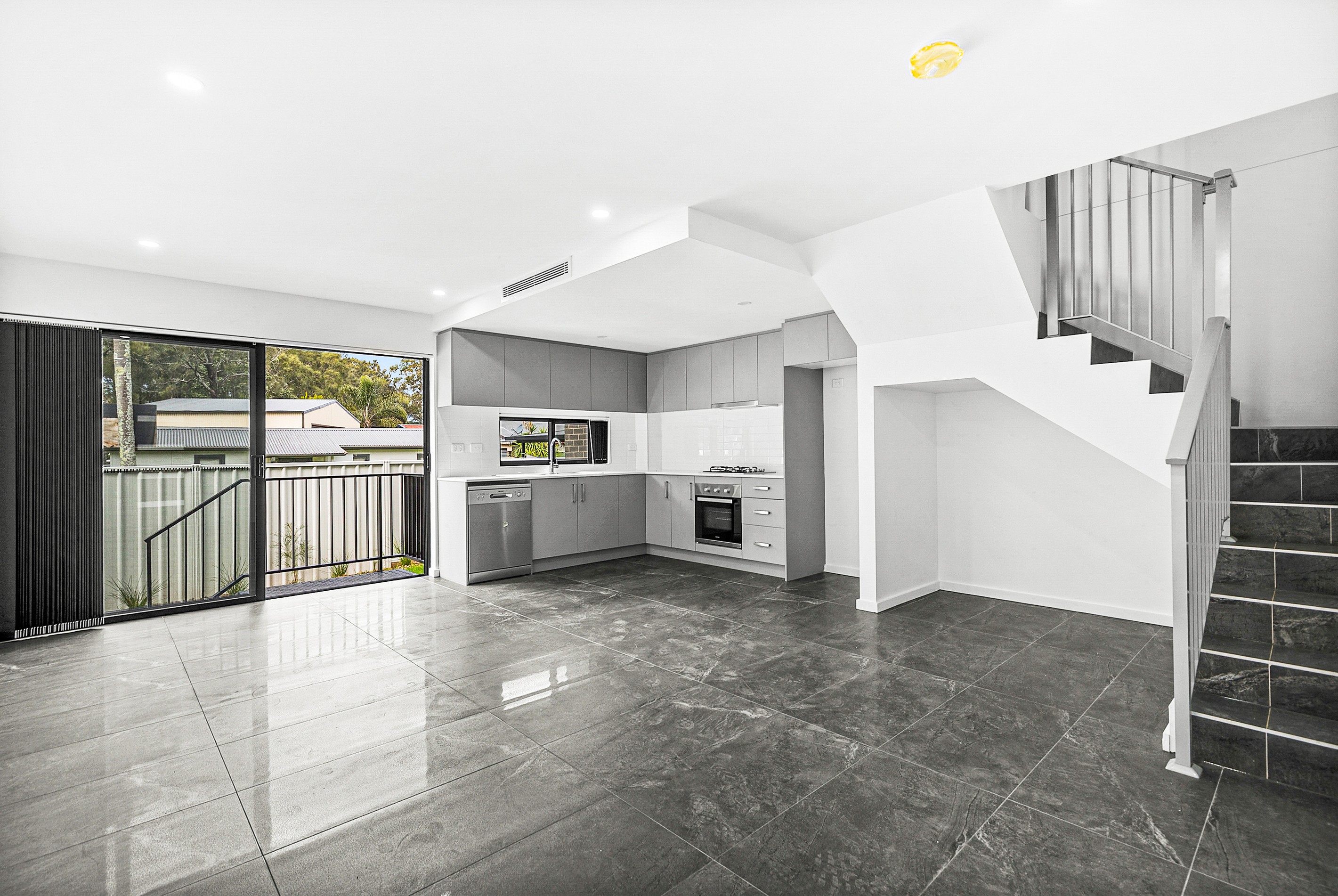 14/351 Princes Highway, Albion Park Rail, NSW 2527