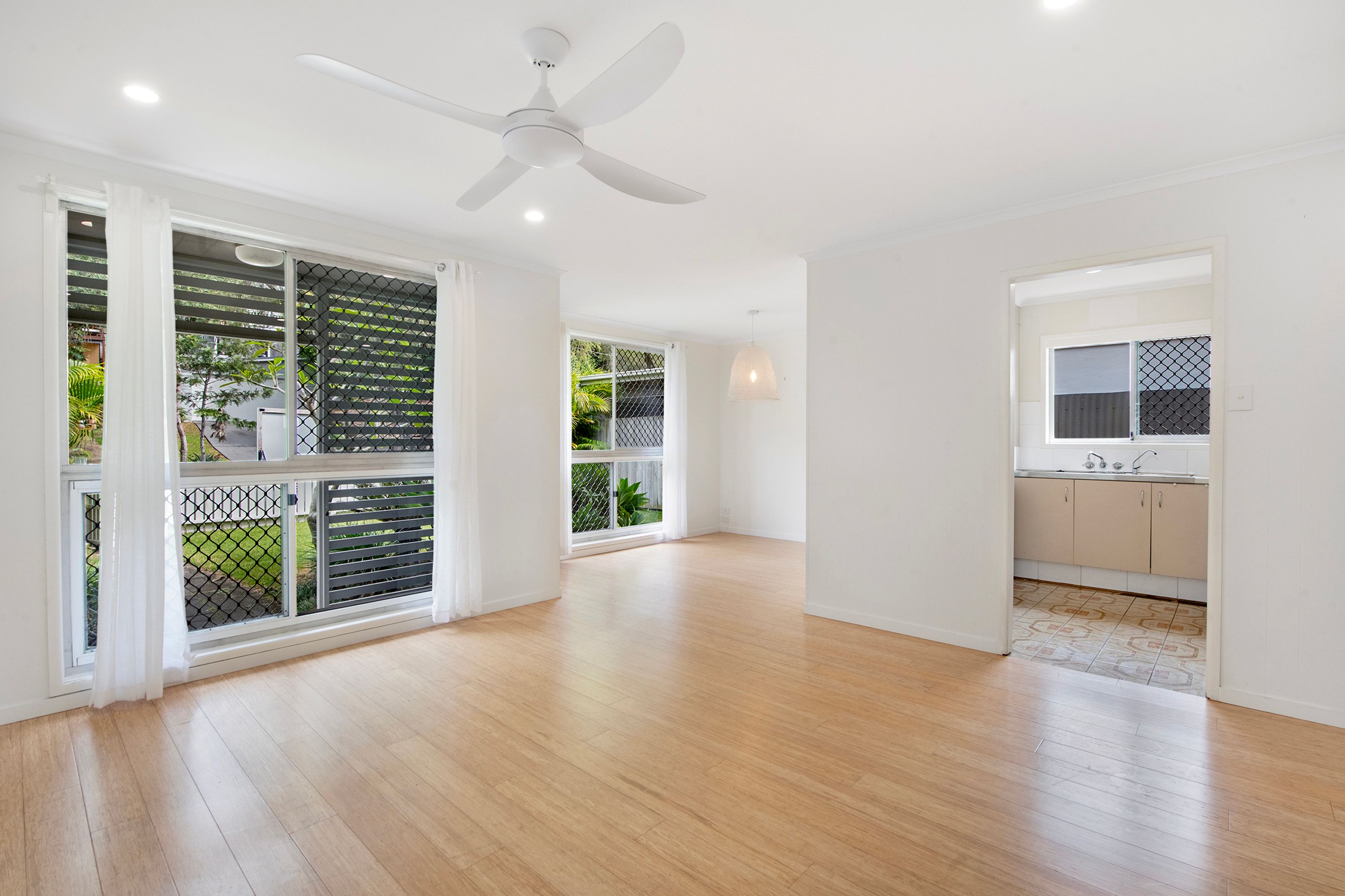 11 Carlyle Drive, Currumbin, QLD 4223