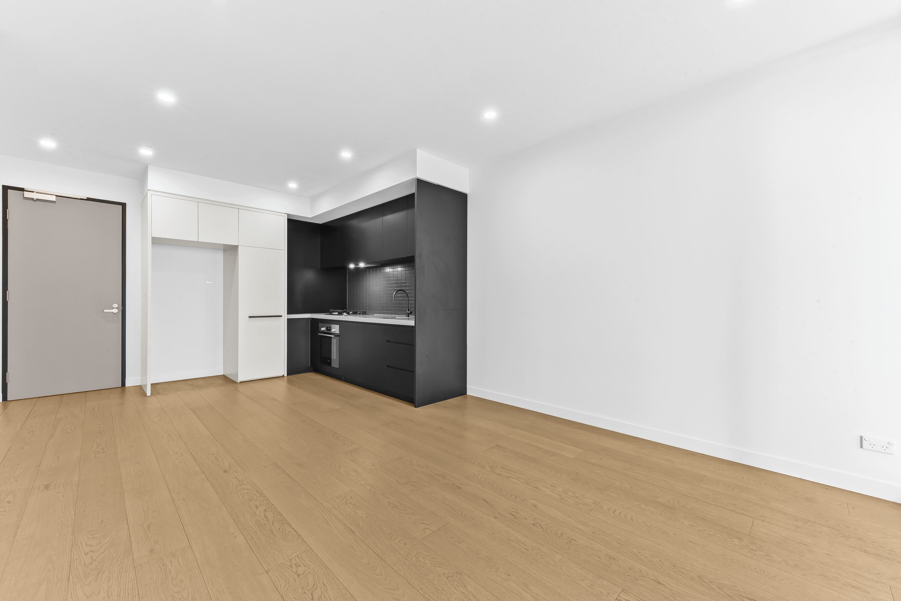 20 Lomandra Drive, Clayton South VIC 3169