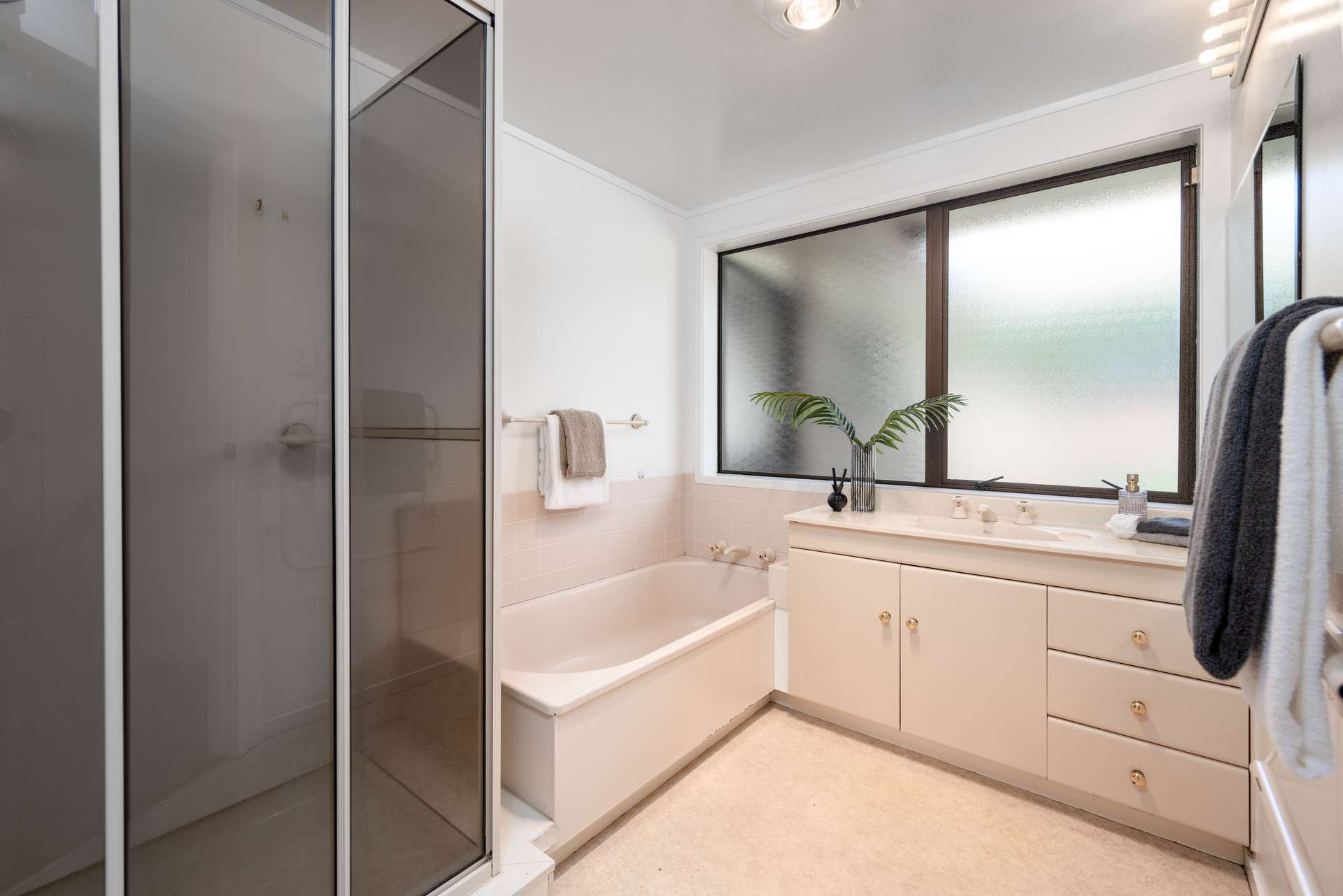3 Currell Way photo 10