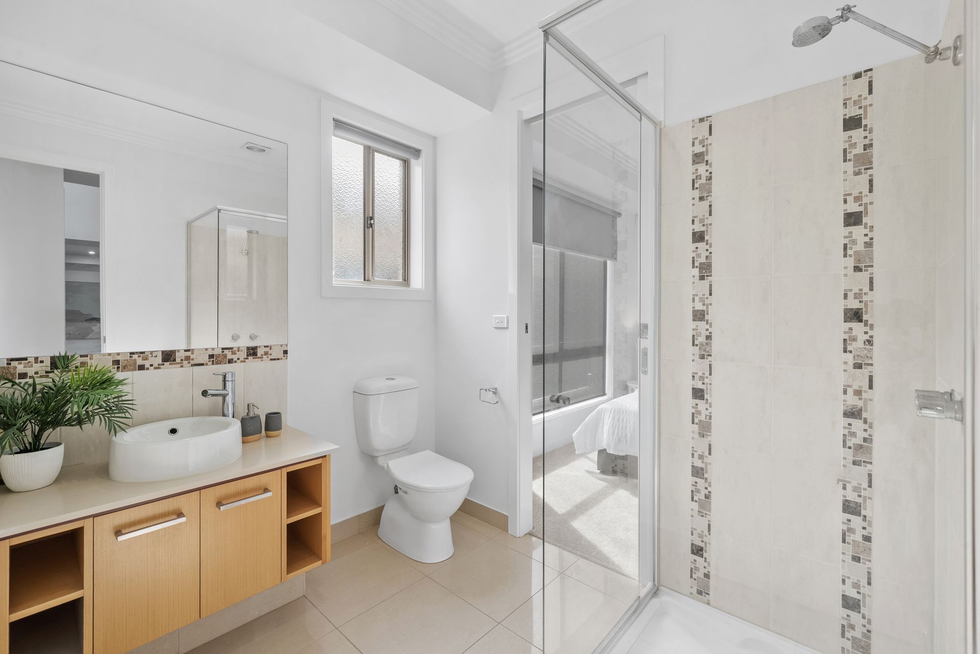 6 Lauradan Avenue — photo 16 of 30
