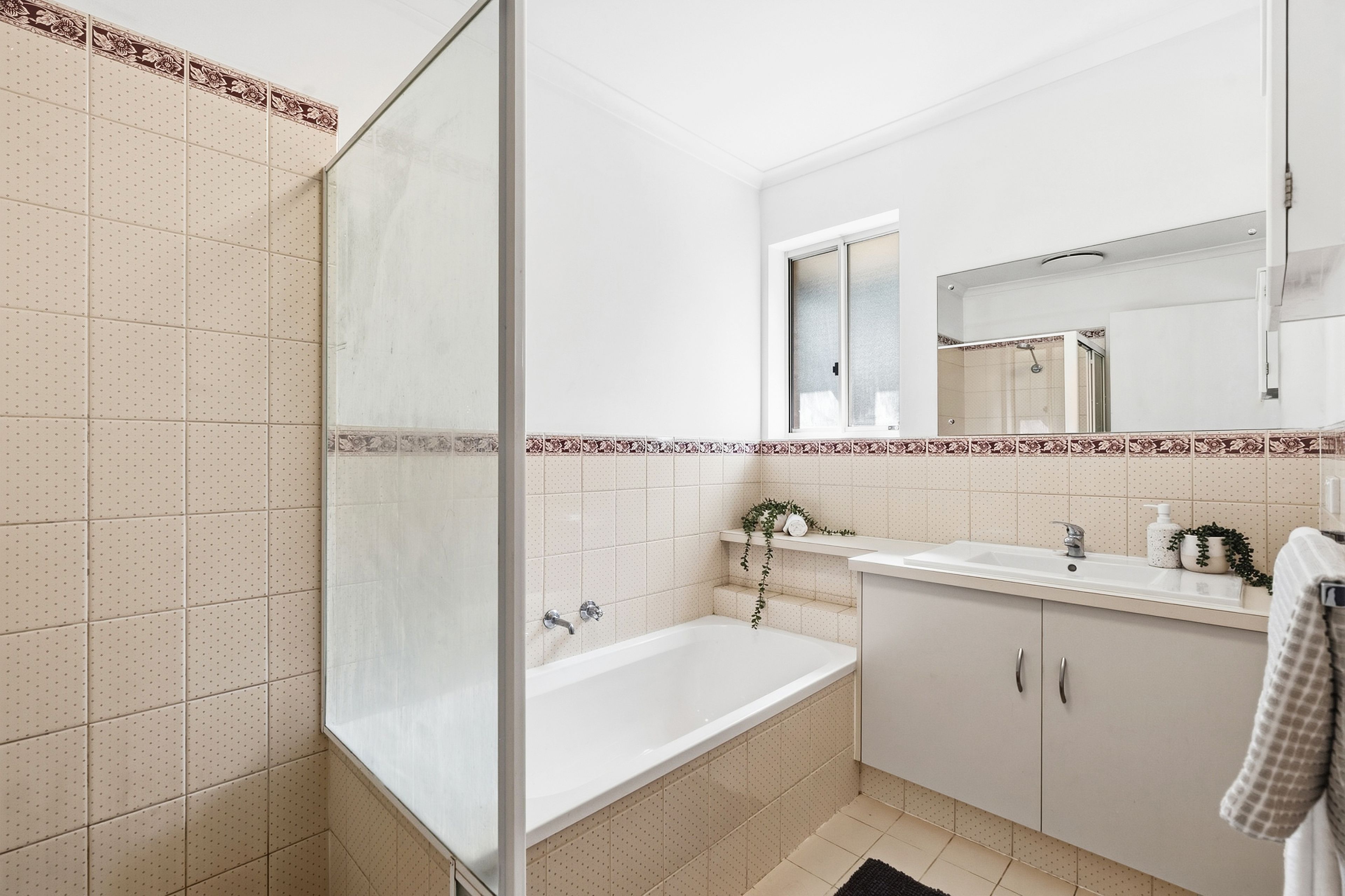 4/53 Angus Avenue — photo 16 of 24