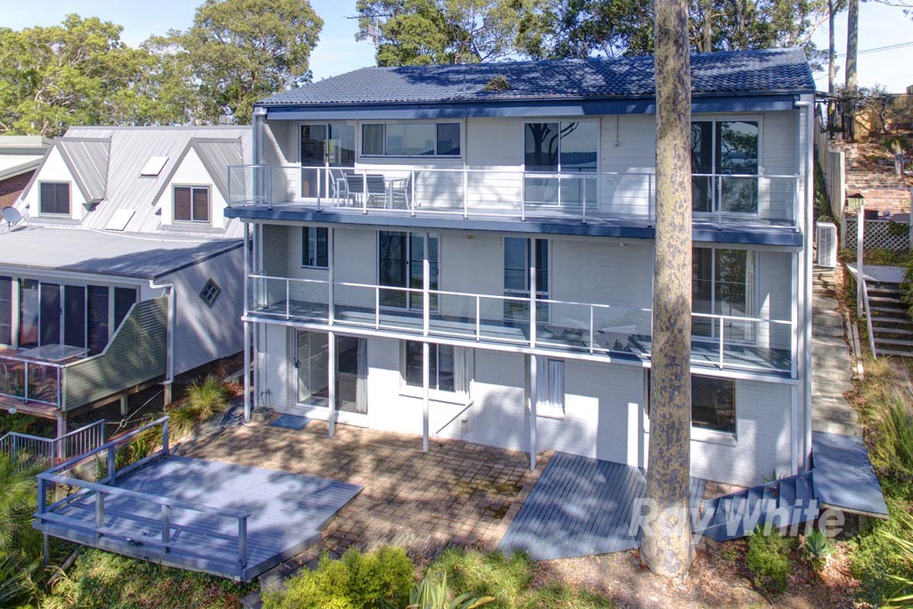 9 Goonda Promenade, Wangi Wangi, NSW 2267