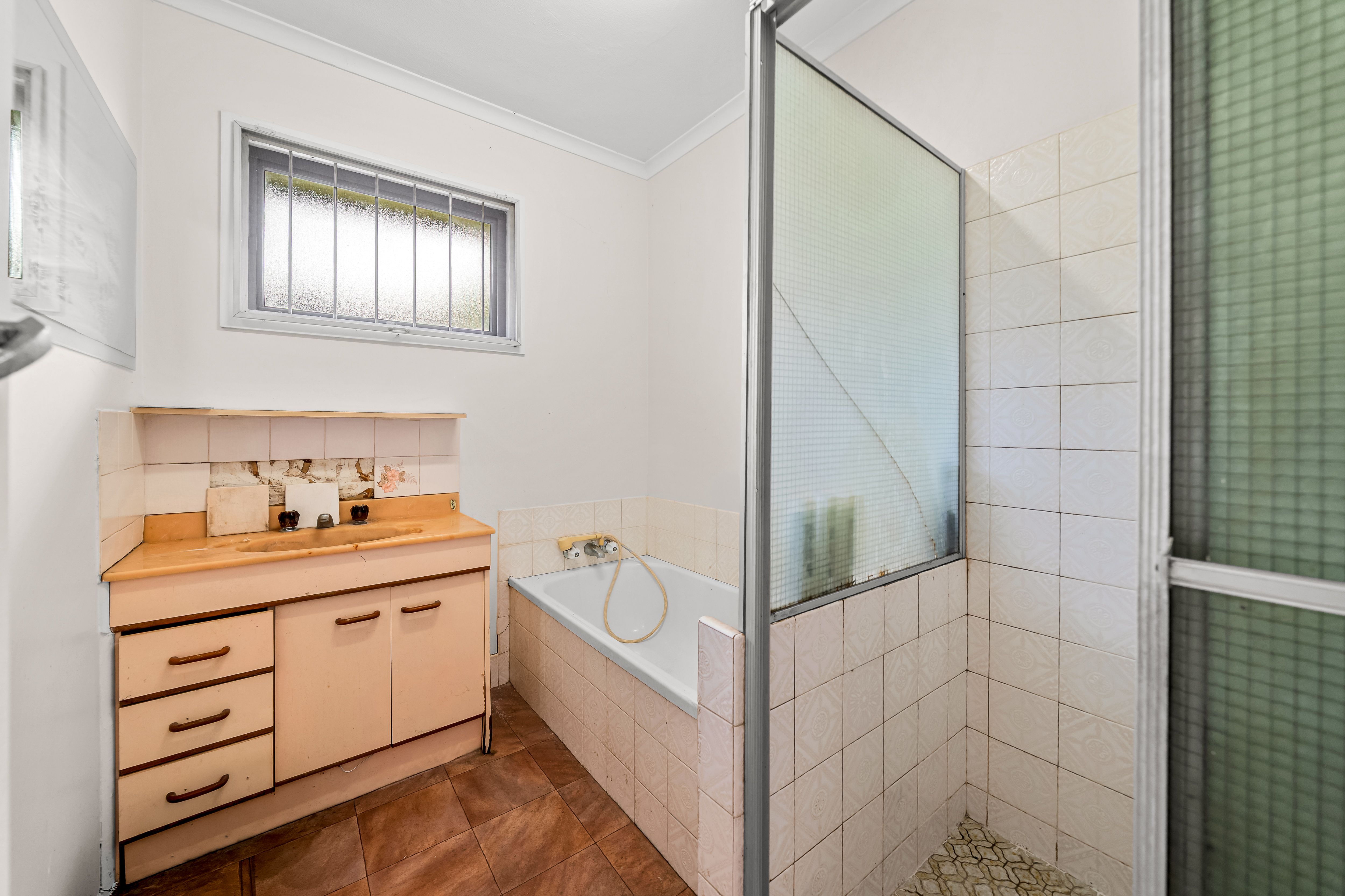 8 Alrak Avenue — photo 18 of 29