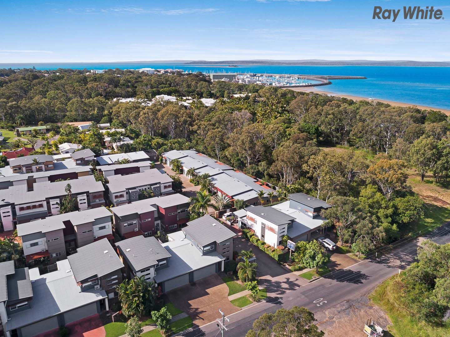 136 Pulgul Street, Urangan QLD 4655