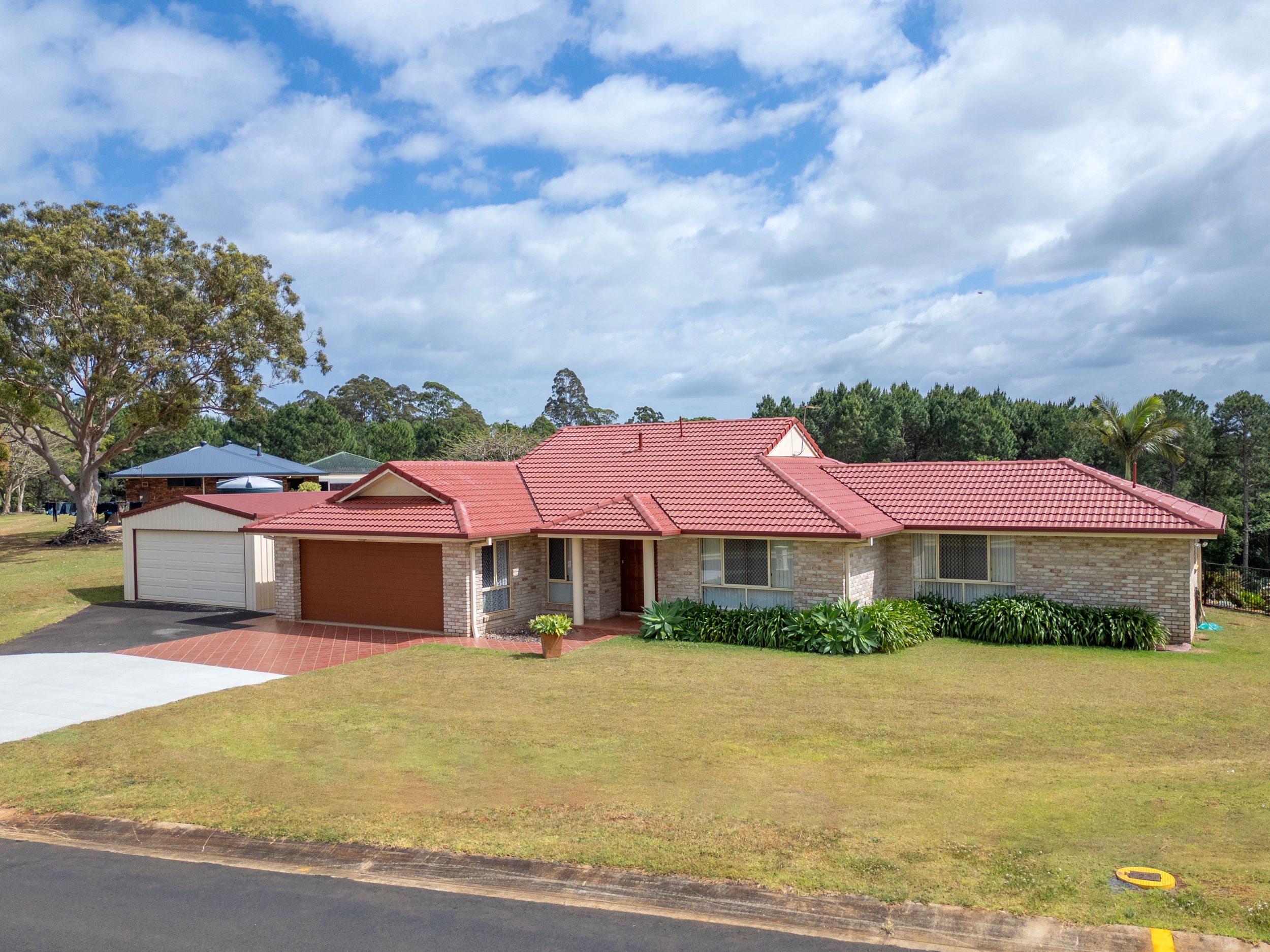 12 George Drive , Chilcotts Grass NSW 2480