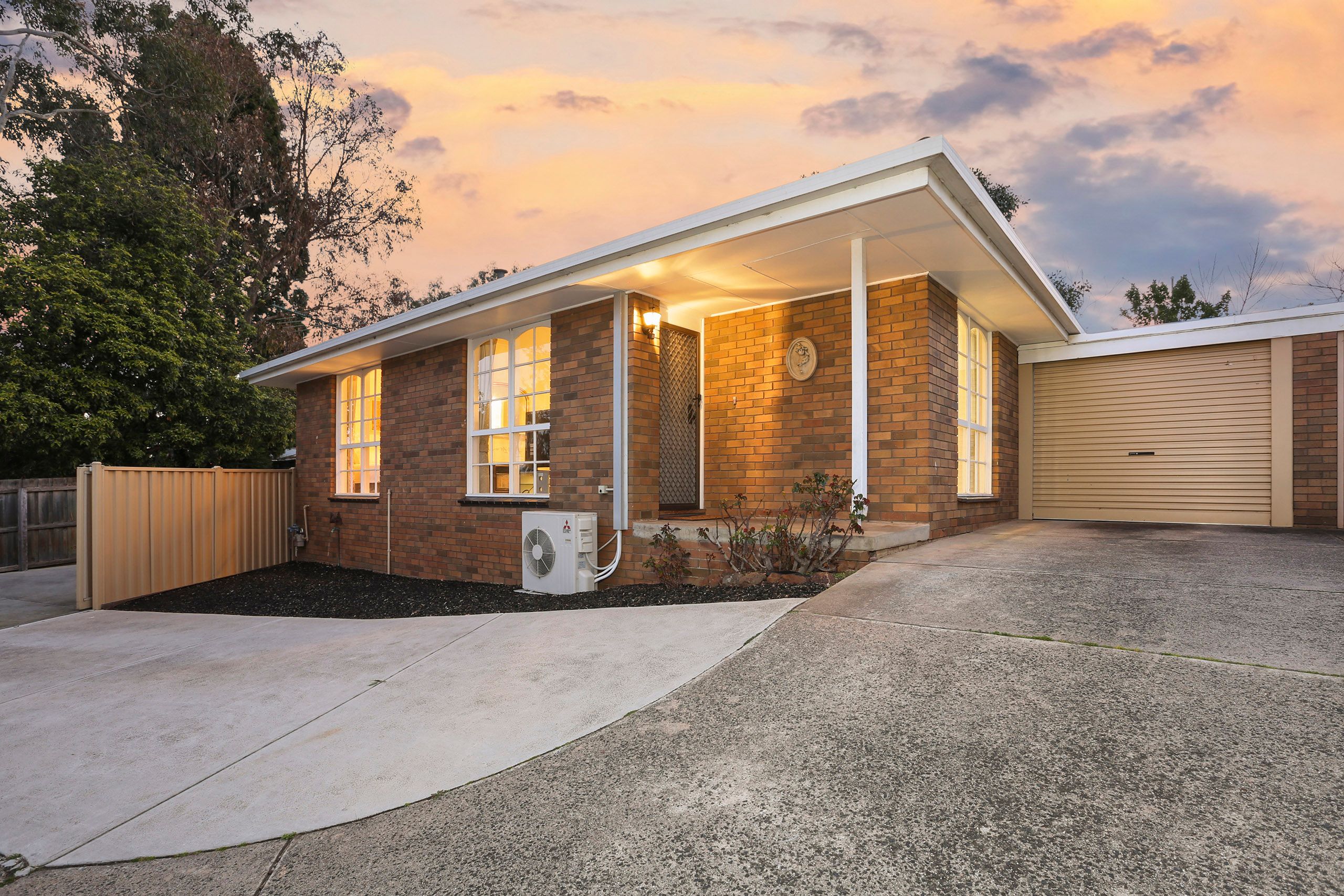 12 Cedar Grove, Highton VIC 3216
