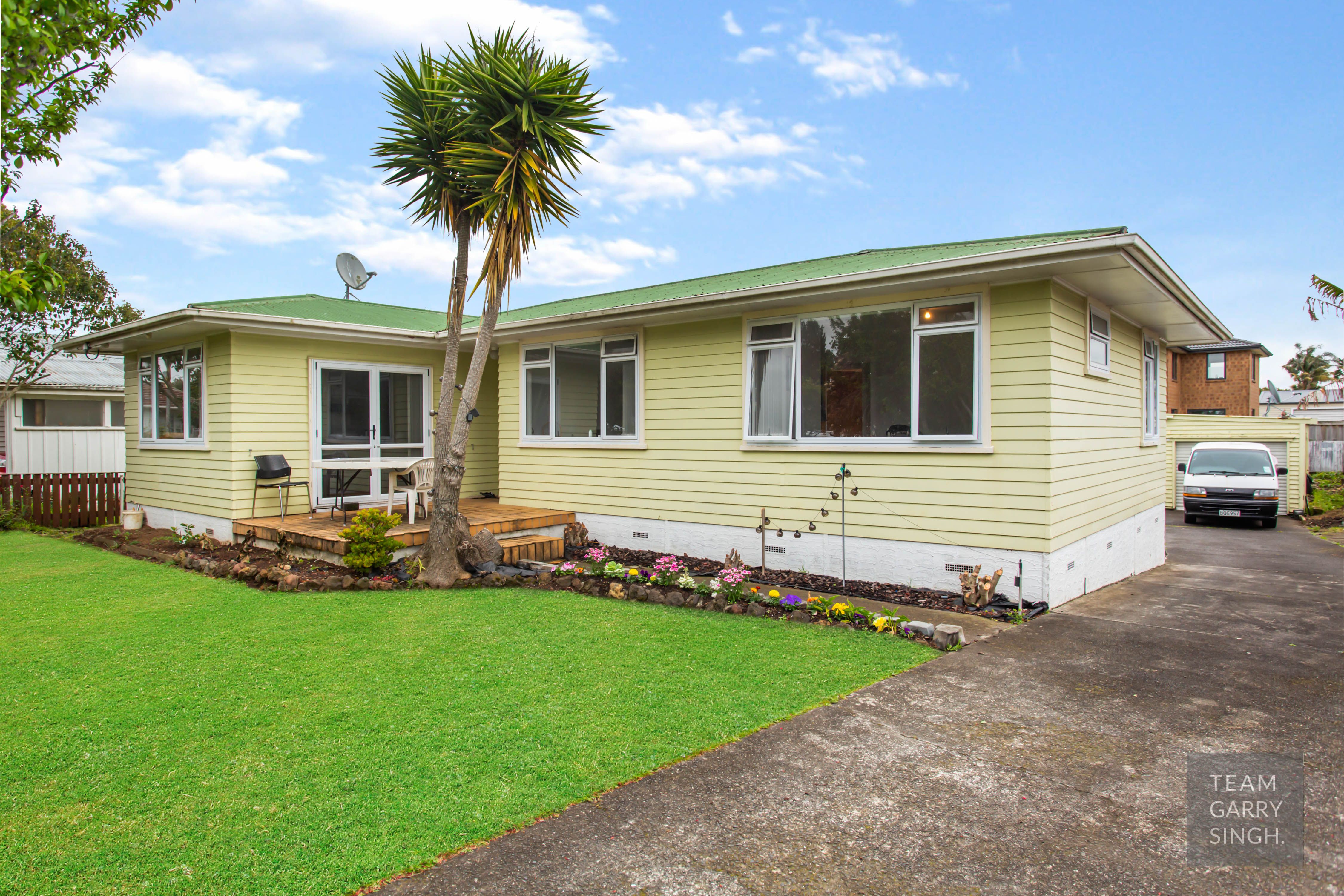 1 Lyndon Place, Manurewa, Manukau City