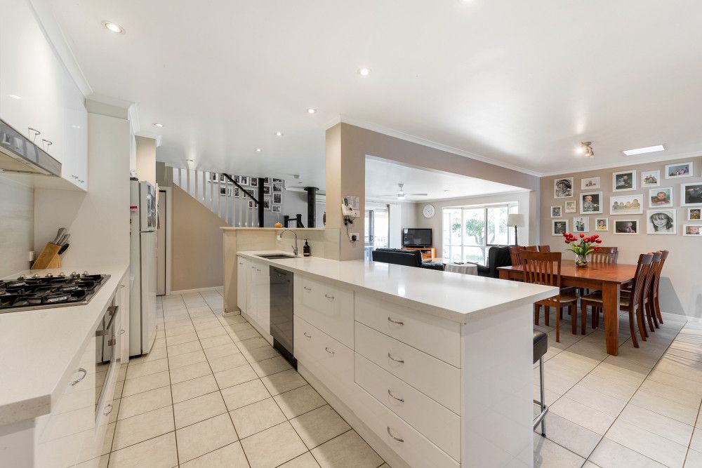 13 Rayner Close, Rowville, VIC 3178
