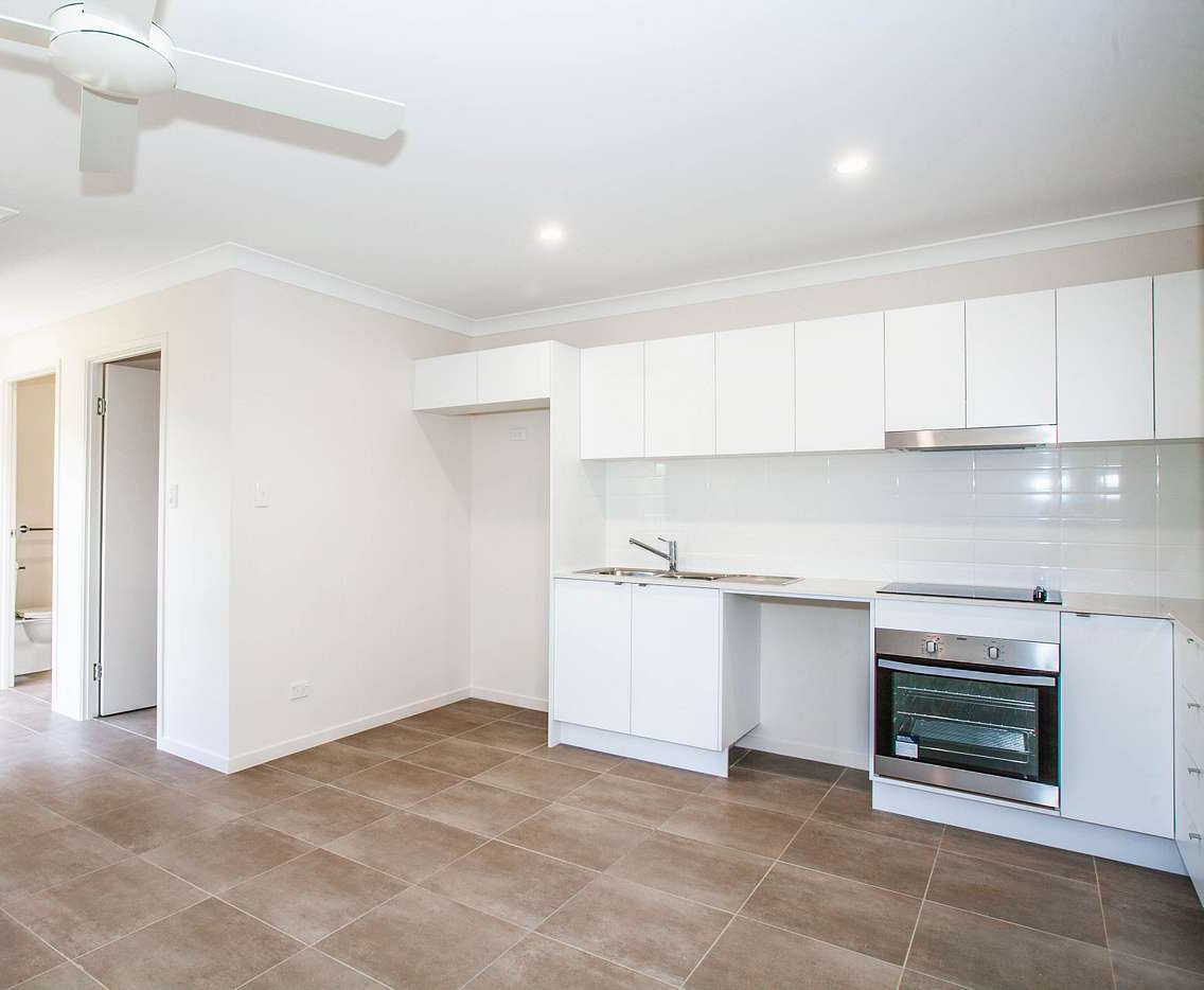 2/10 Herbst Drive, Bahrs Scrub, QLD 4207