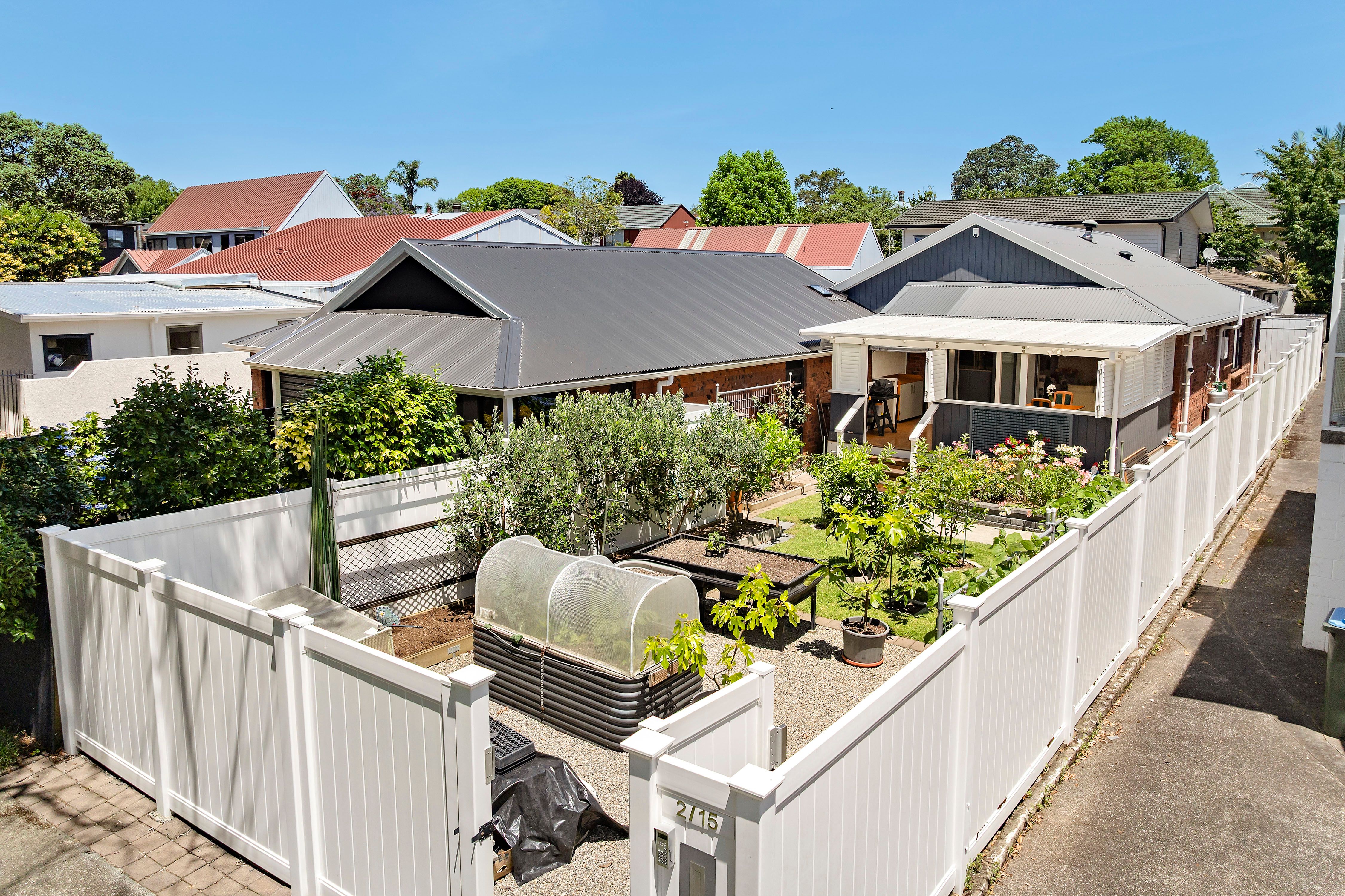 2/15 Cornwall Park Avenue, Epsom, Auckland City