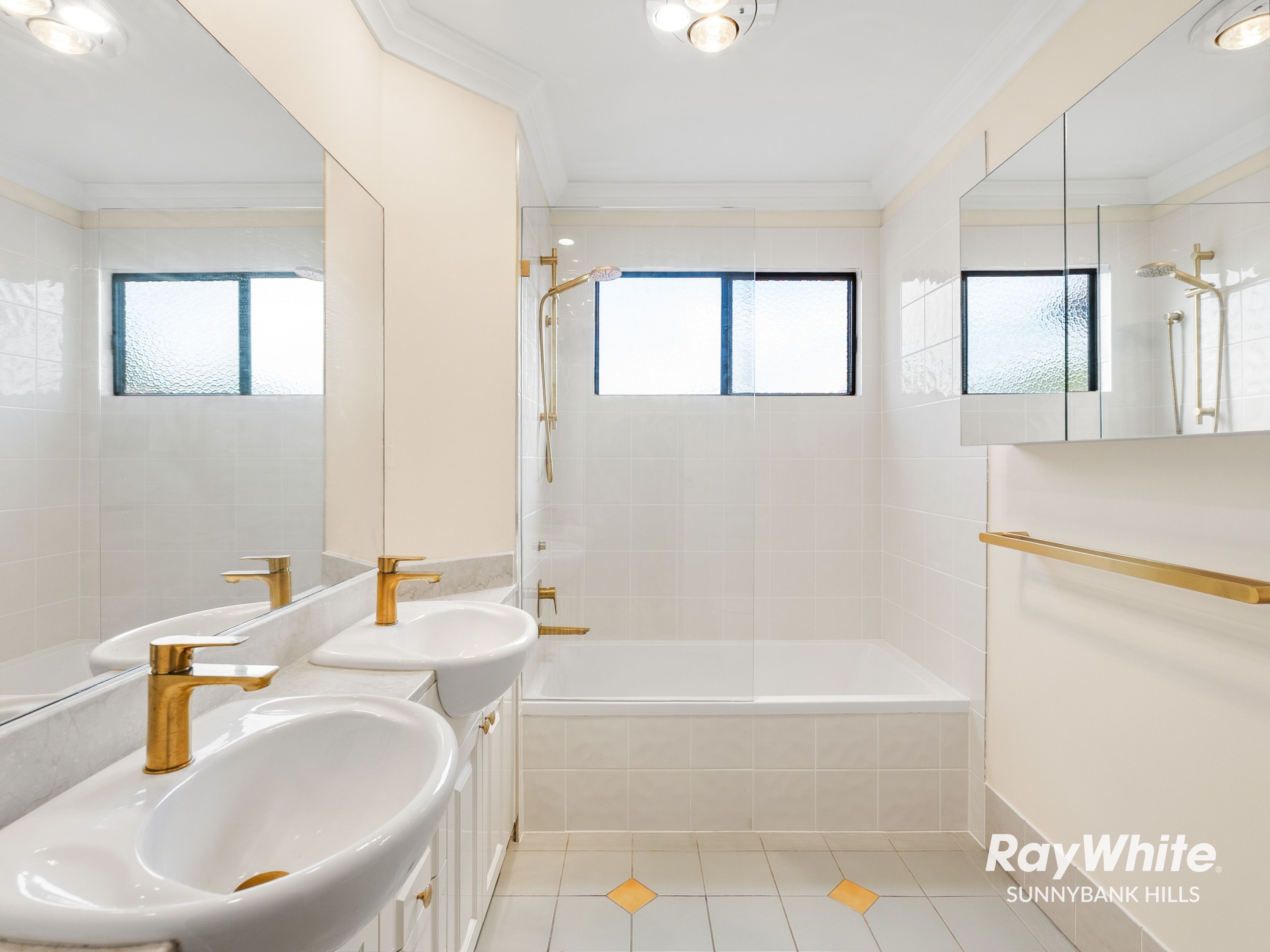 8/24 Radan Street — photo 17 of 29