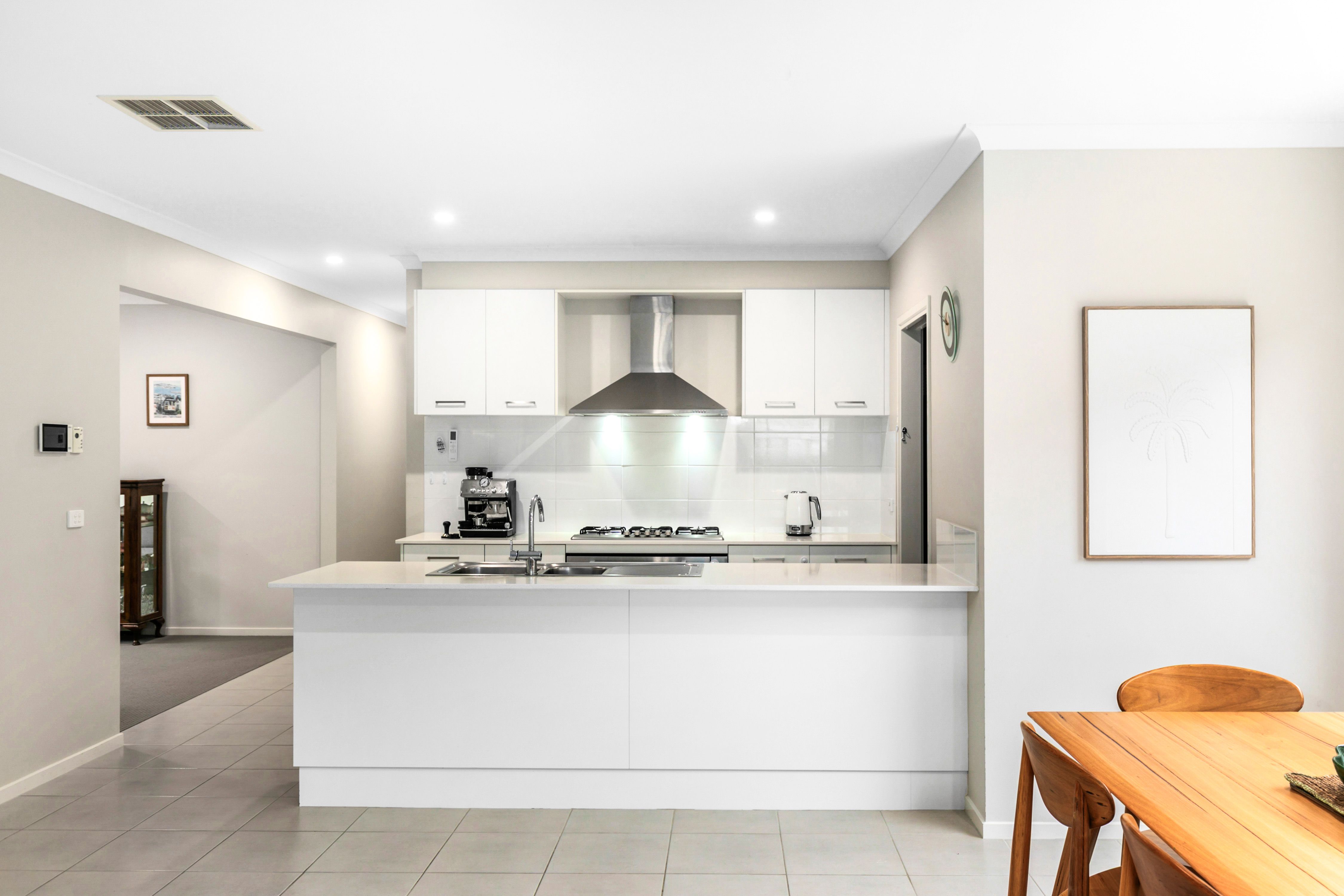 8 Amira Road, Greenvale, VIC 3059