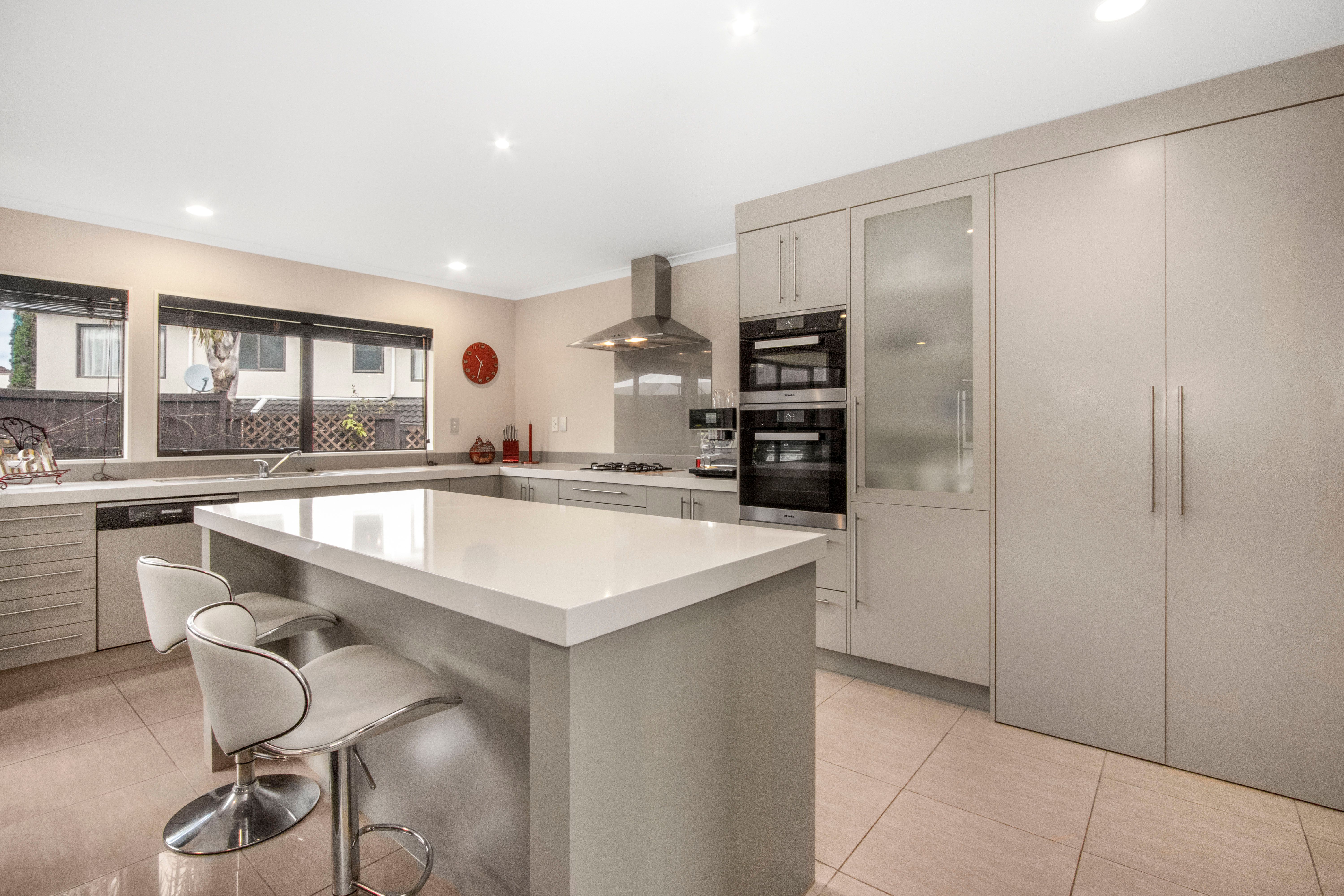 122 Cyril French Drive, Flat Bush, Manukau City