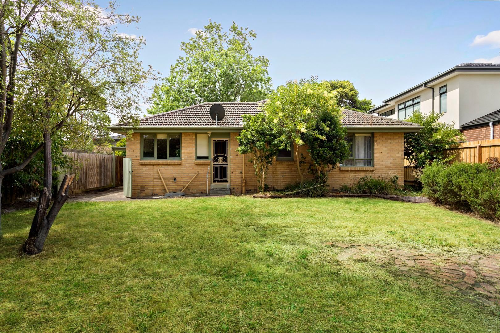 60 Cypress Avenue, Glen Waverley, VIC 3150