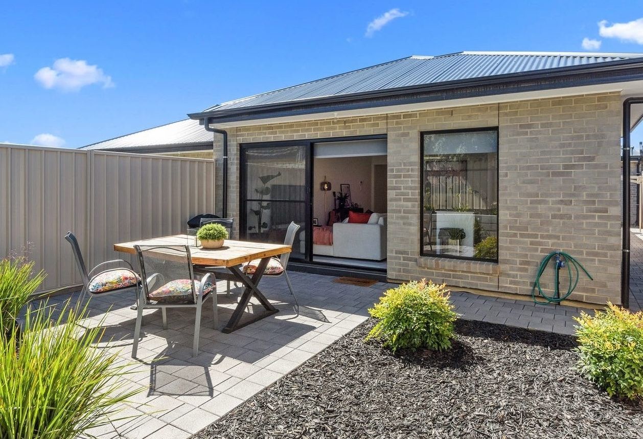 12 Vardon Street — photo 14 of 14