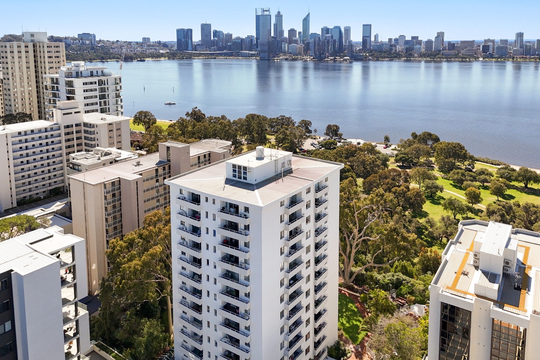 46/154 Mill Point Road — photo from Ray White South Perth
