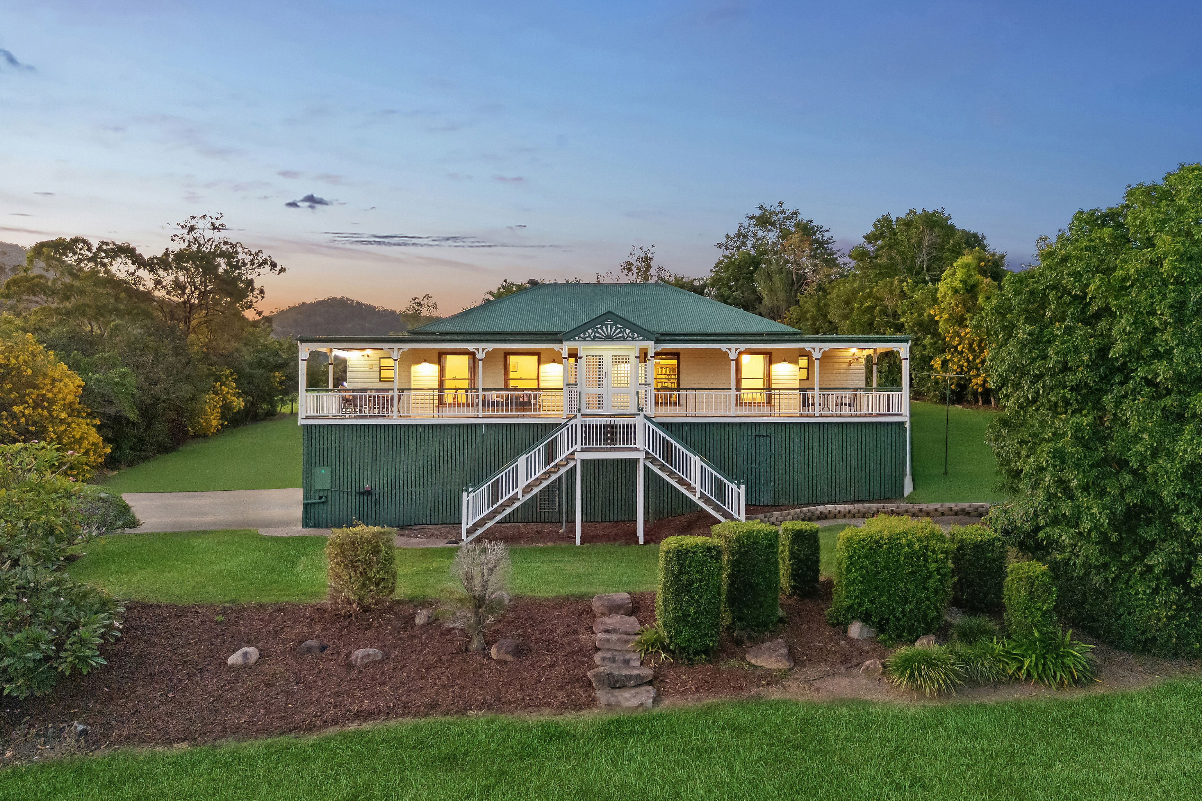 128 Mount O'reilly Road, Samford Valley, QLD 4520