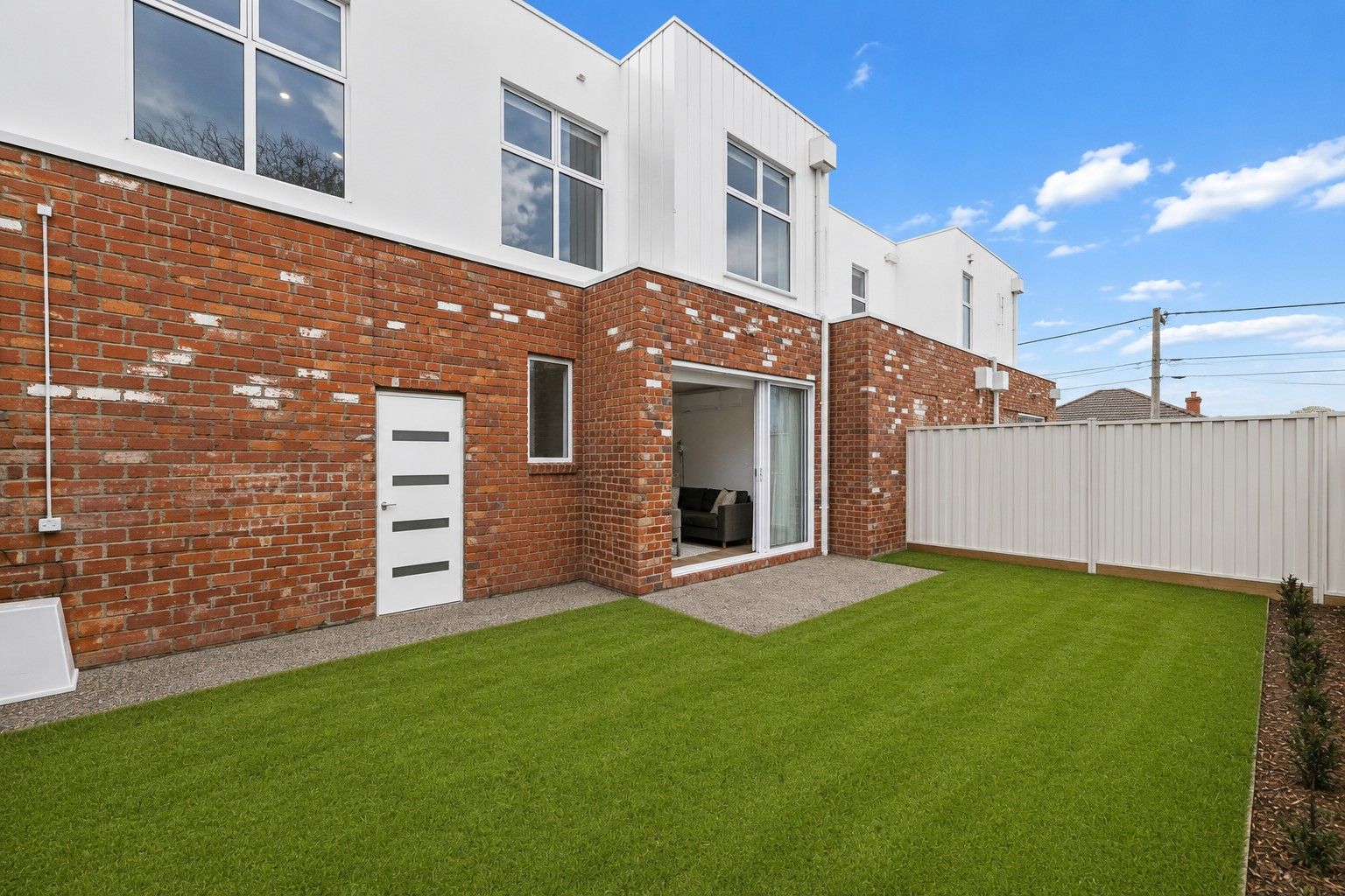 2/43 Dumbarton Street — photo 13 of 17