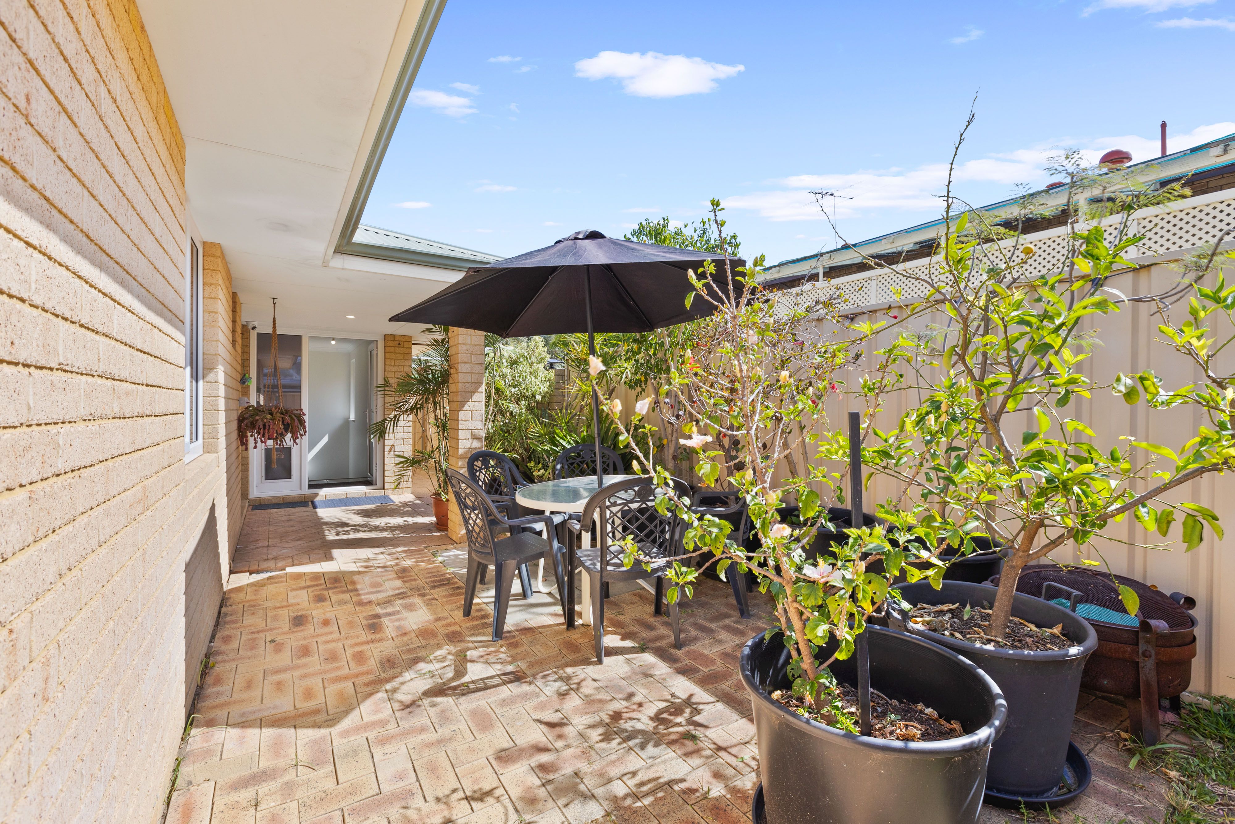 1/63 North Beach Road — photo 13 of 17