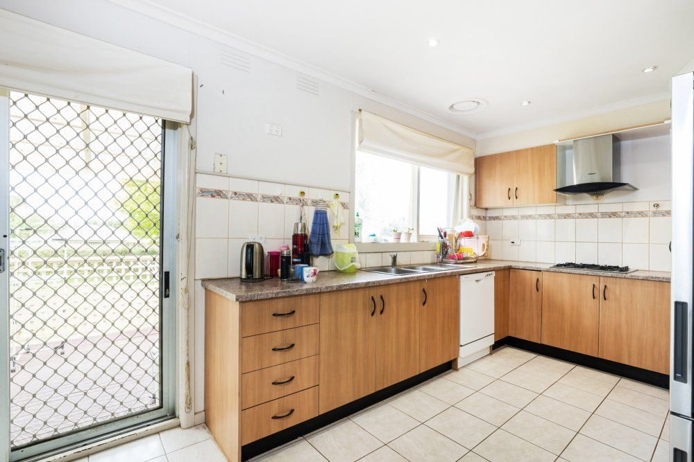 23 Harwell Road, Ferntree Gully, VIC 3156