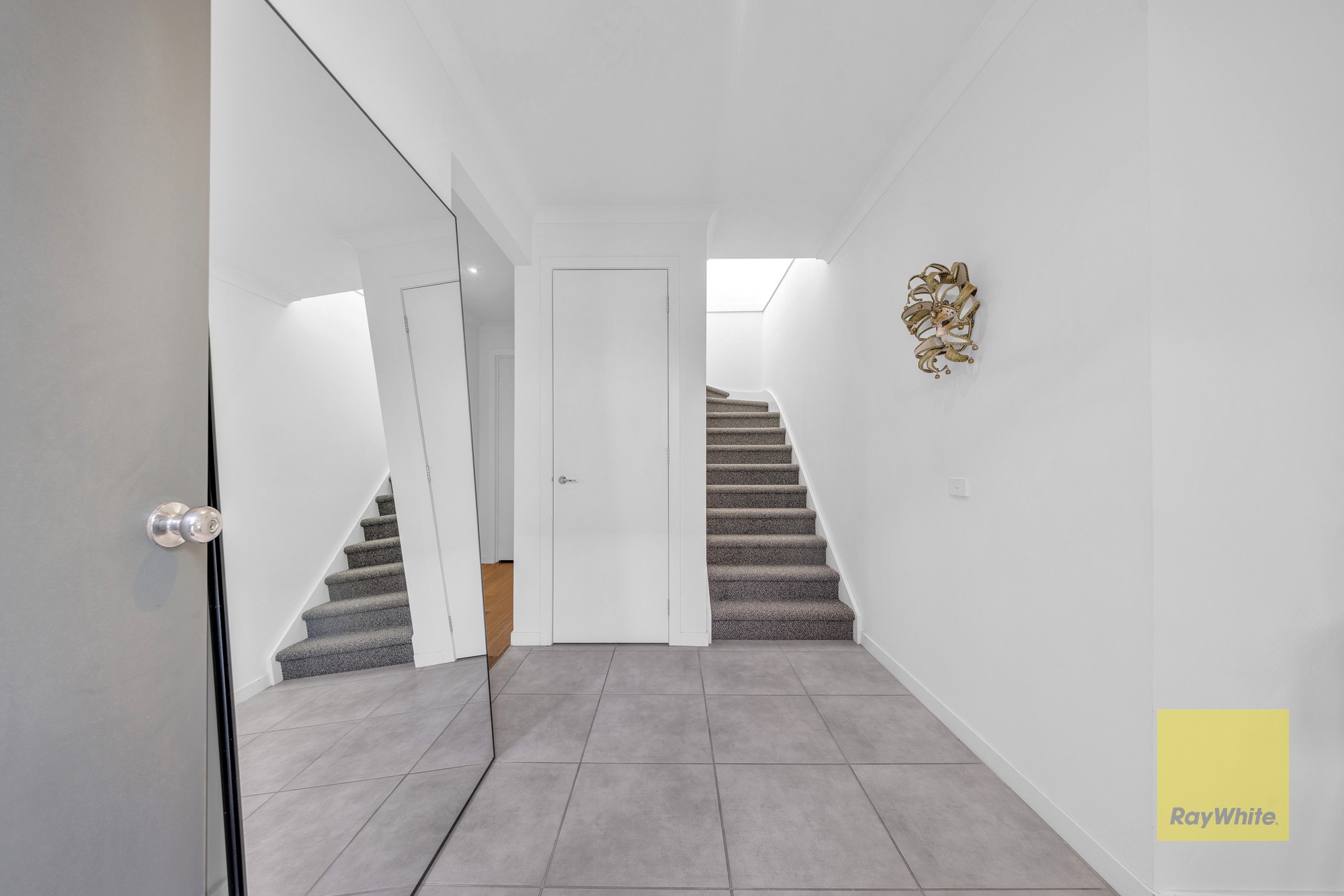 68 Signature Boulevard, Sanctuary Lakes, VIC 3030