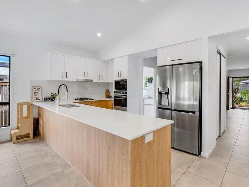 26 Headsail Drive, Trinity Beach, QLD 4879