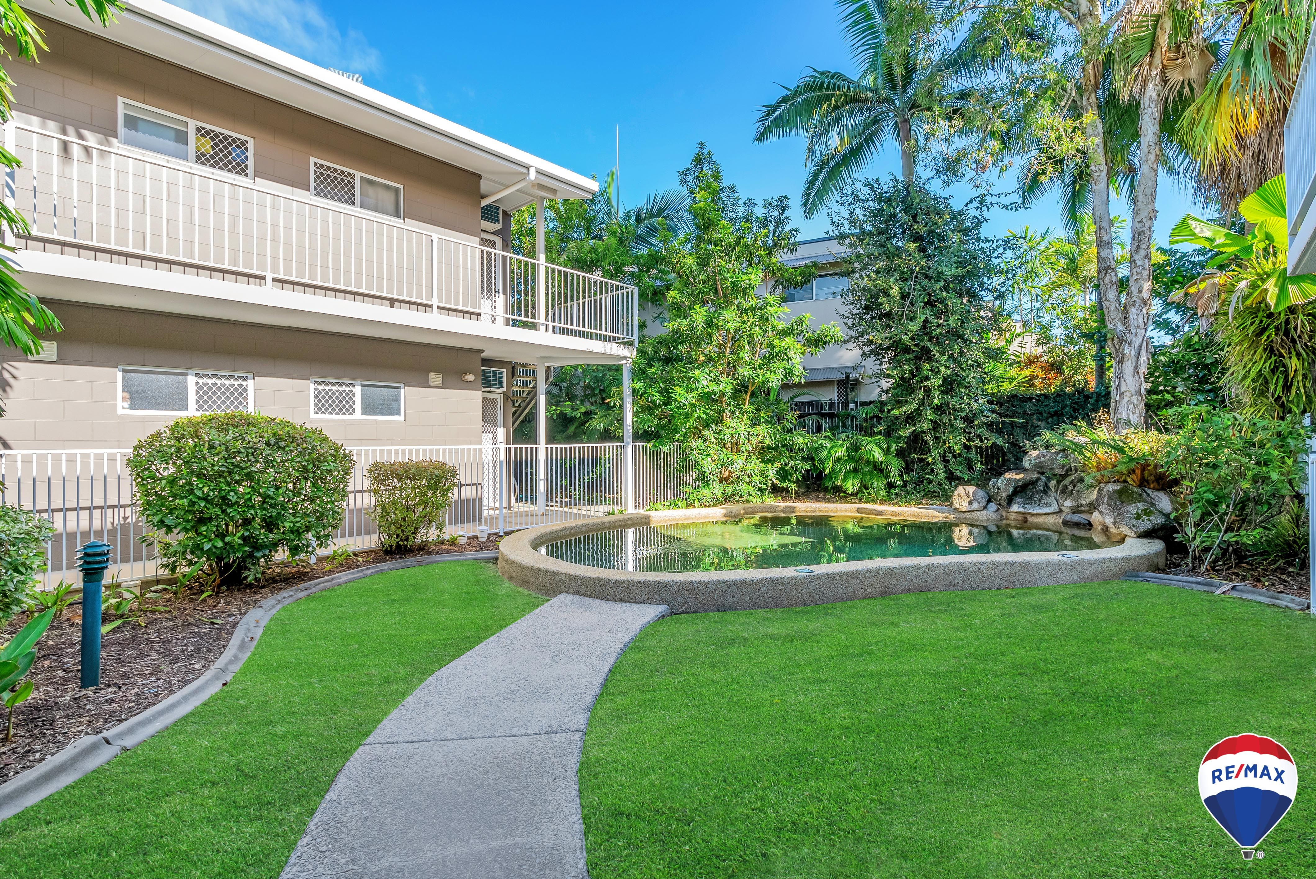 86 Jensen Street, Manoora QLD 4870