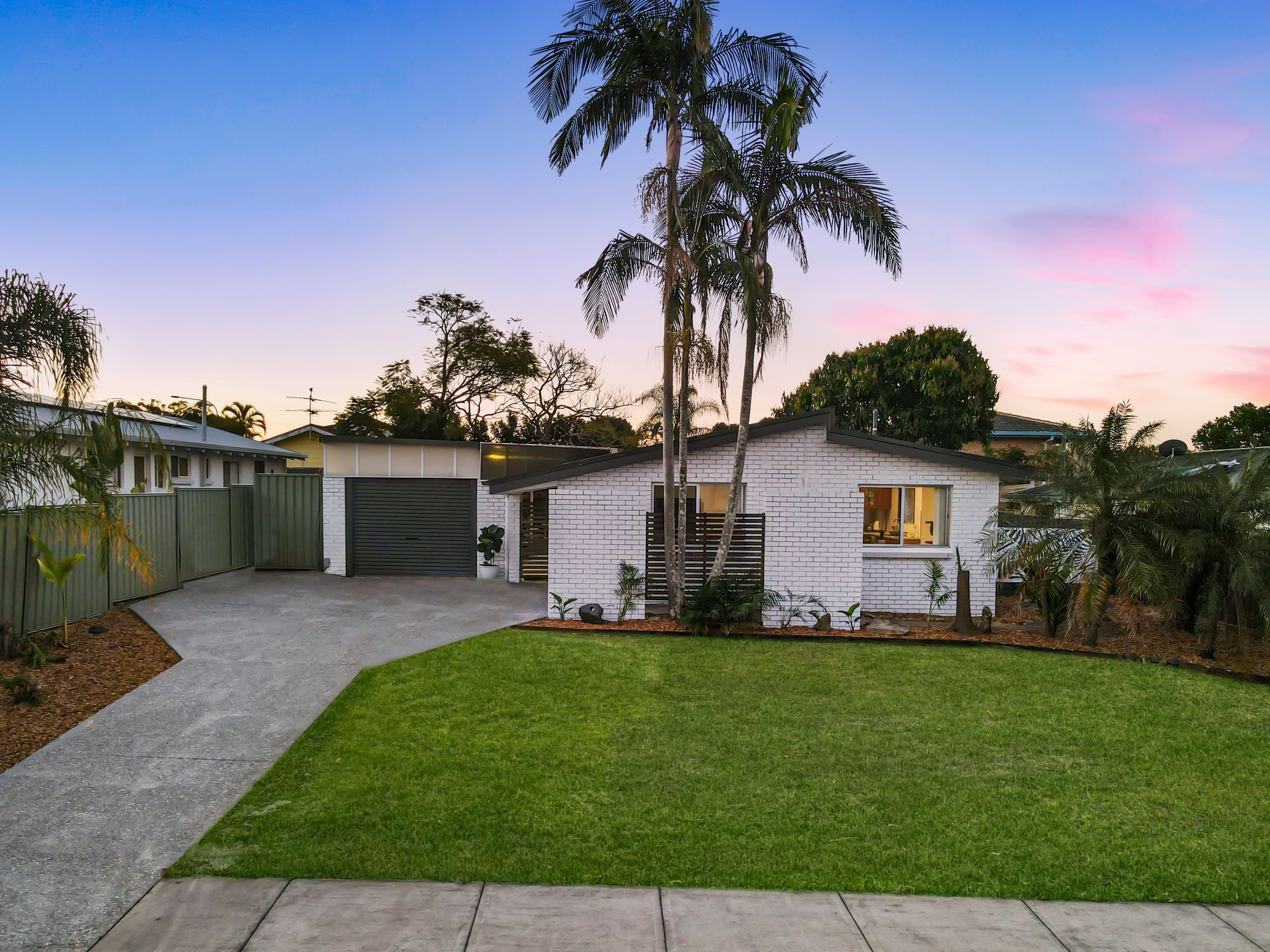 47 Rochester Drive, Mount Warren Park, QLD 4207