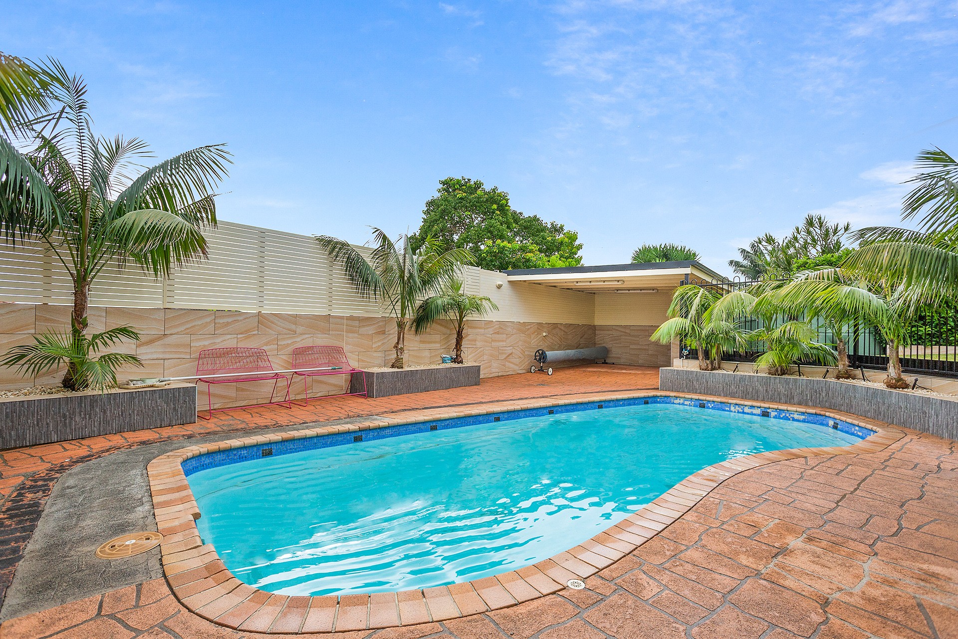 52 Cuthbert Drive, Mount Warrigal, NSW 2528