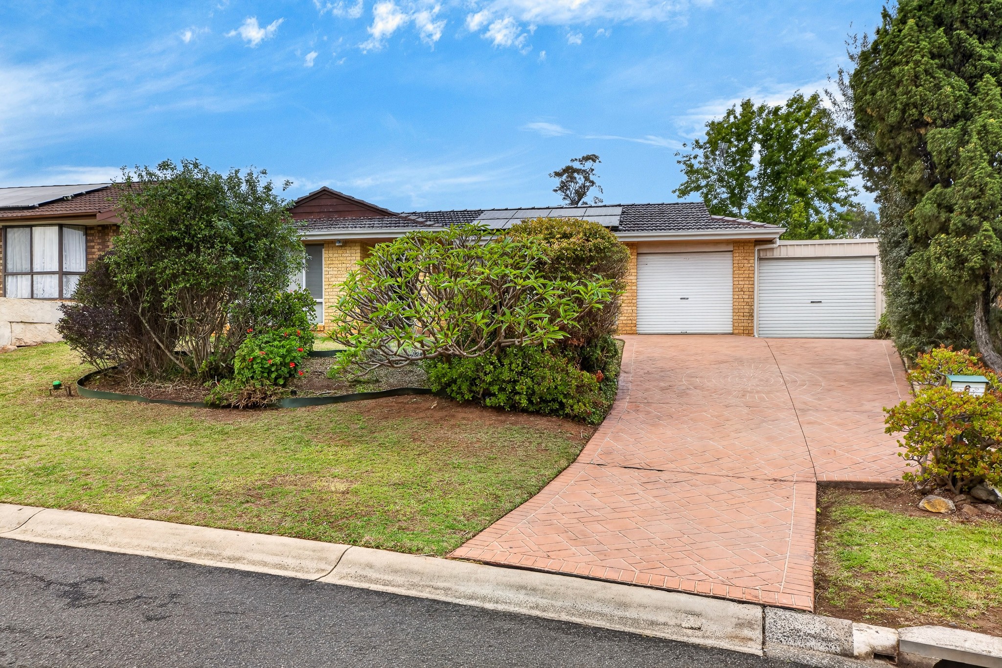 6 Scarus Place, Rosemeadow, NSW 2560