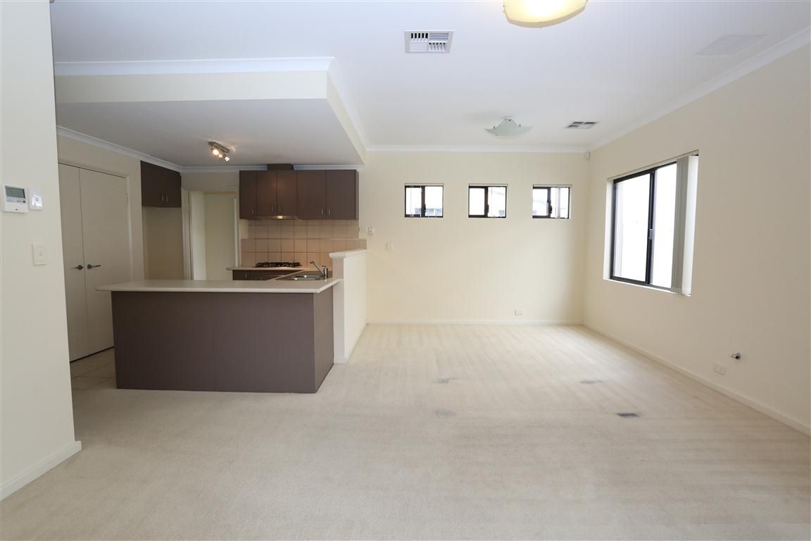 1/100 Fitzroy Road, Rivervale, WA 6103