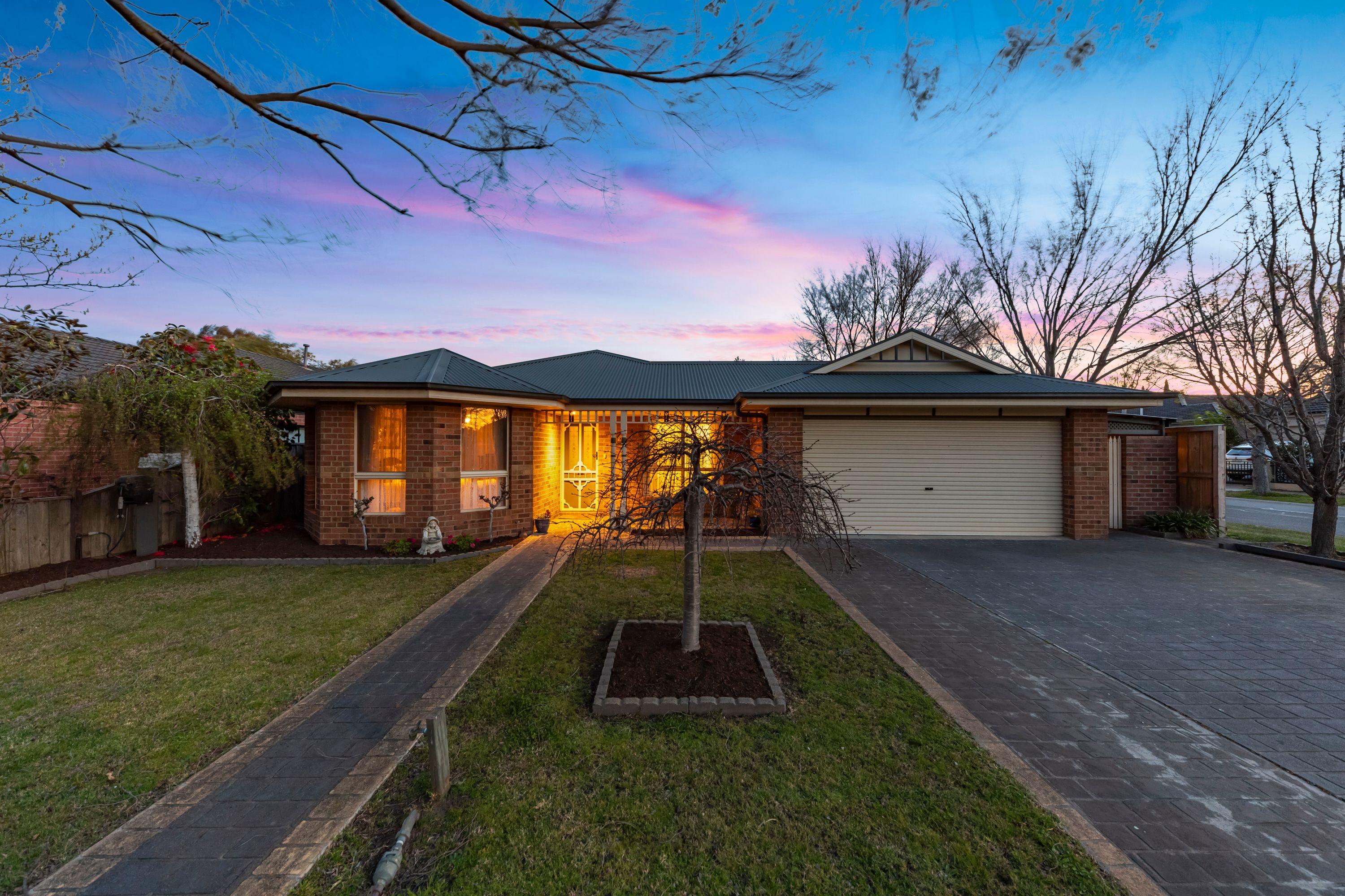 9 Papillion Way, Narre Warren South VIC 3805