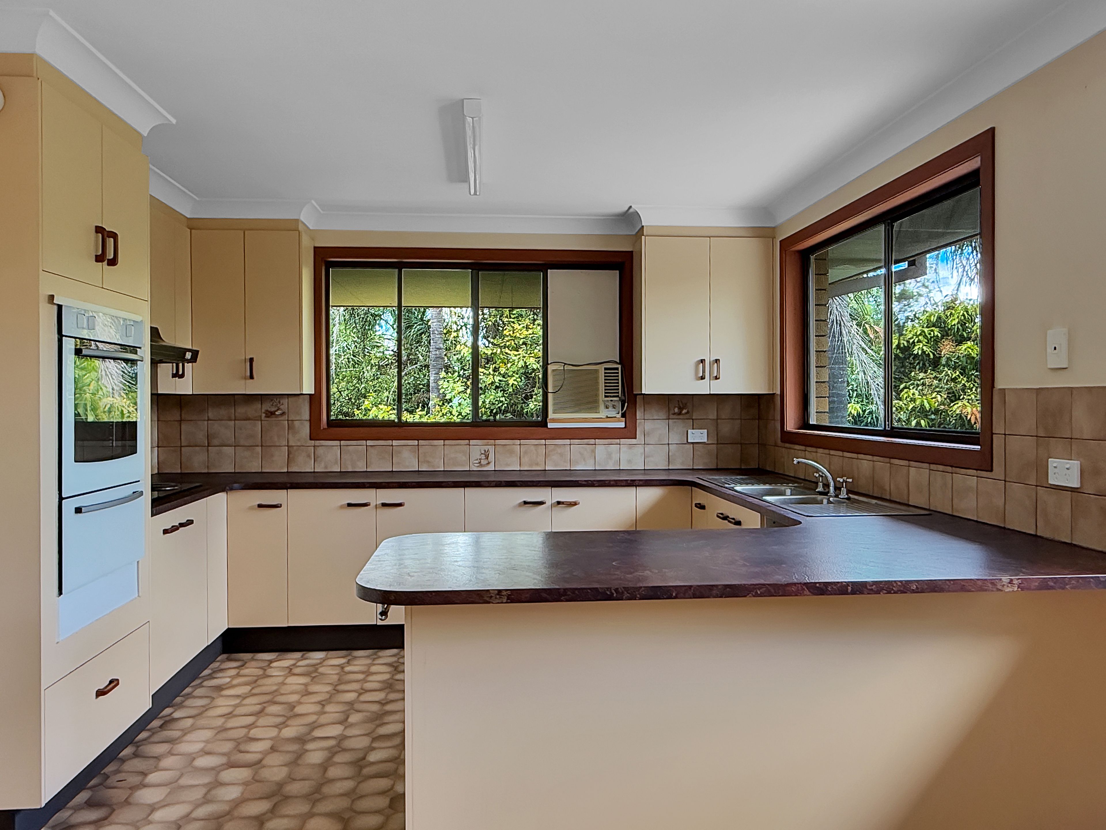 63 Lennox Street — photo 6 of 24