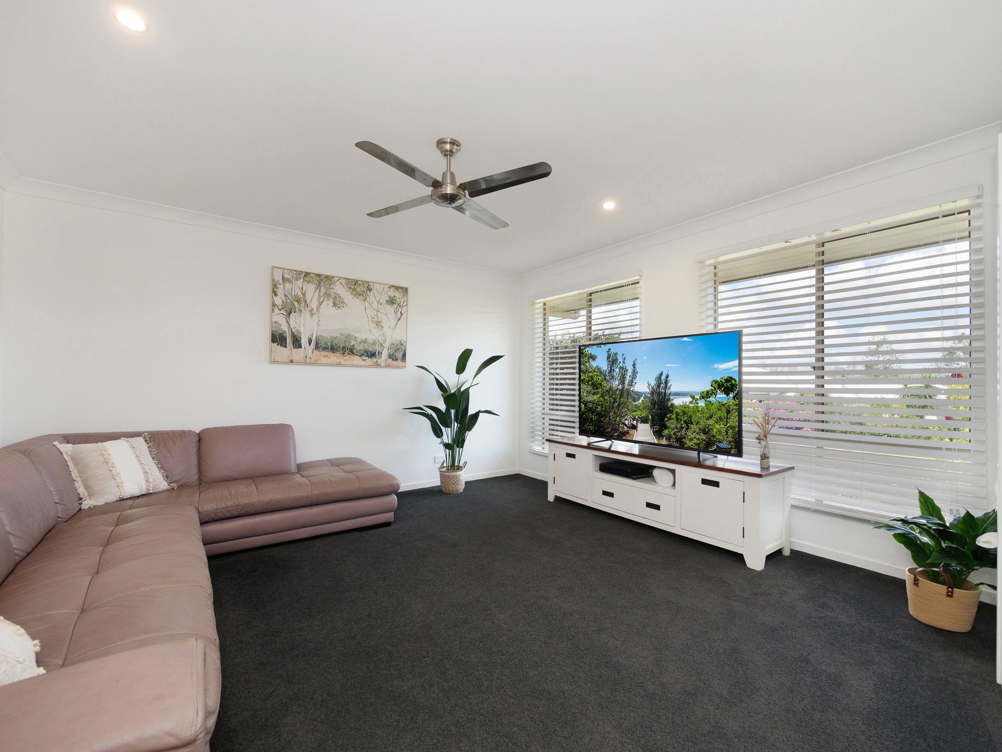 40 Waratah Way — photo 5 of 20