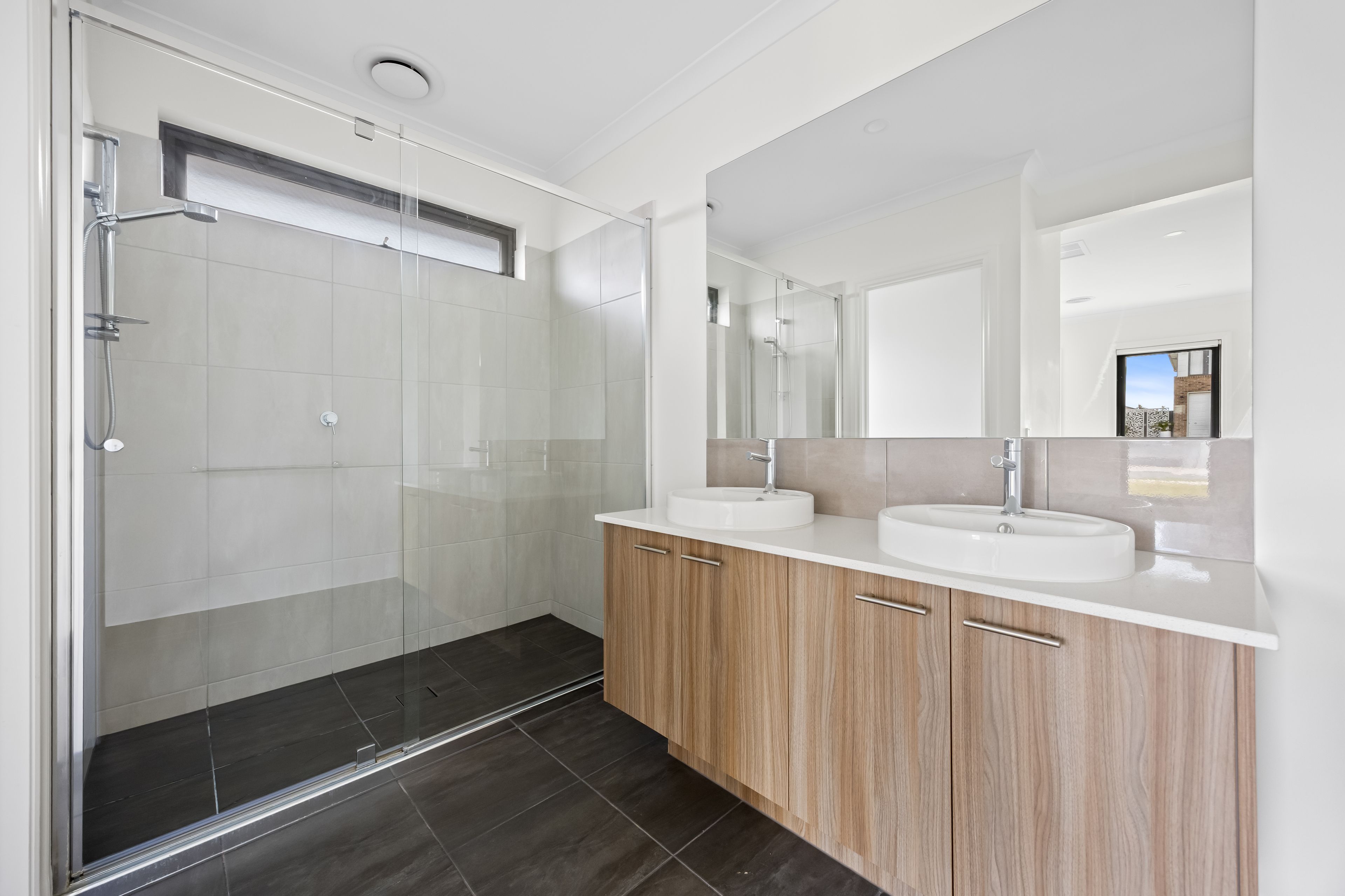 9 McGeachin Street — photo 11 of 15