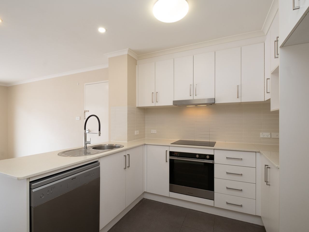 8/37 Ainsworth Street, Mawson, ACT 2607