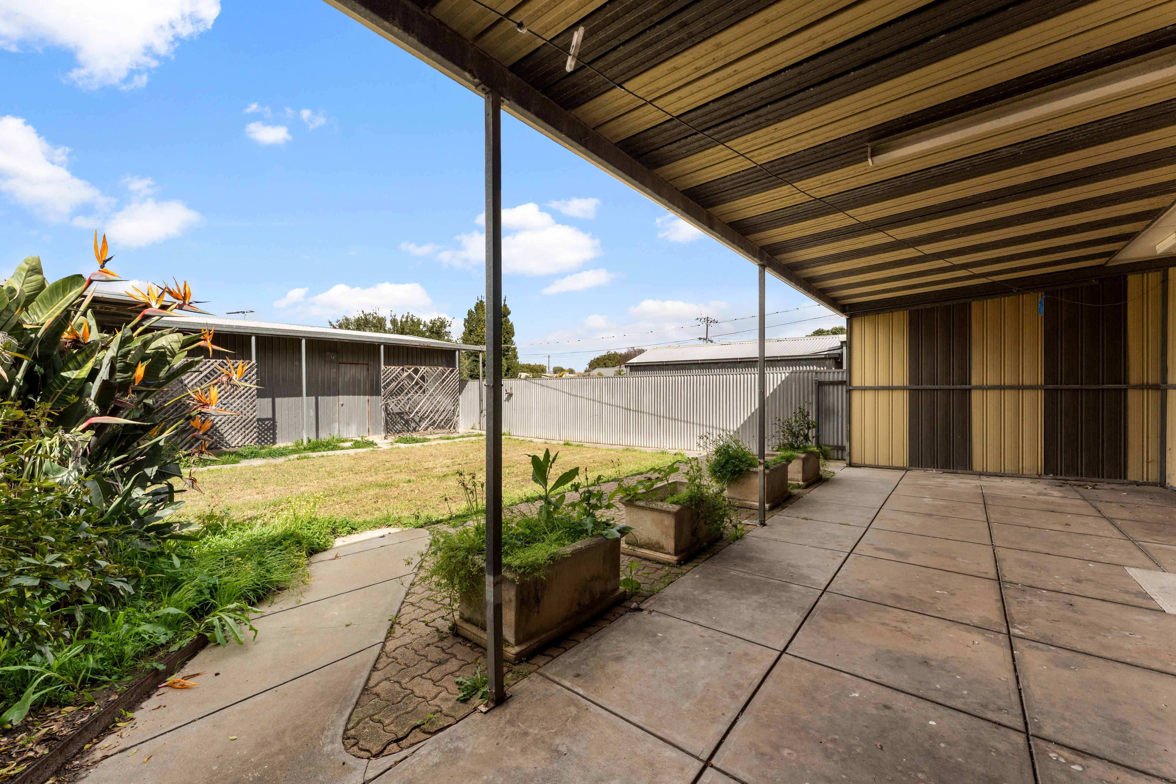 5 Meryl Avenue — photo 14 of 16