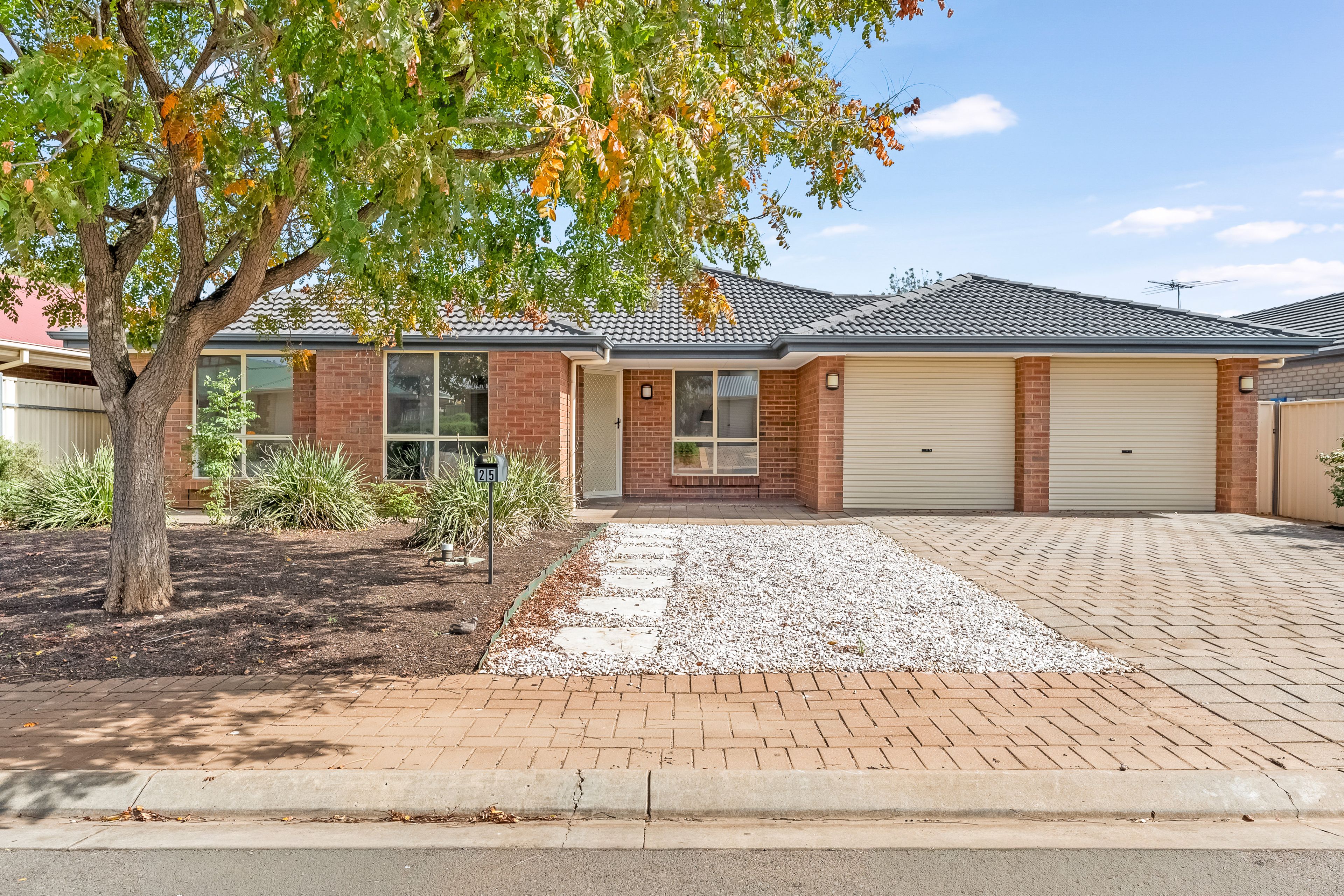 25 Arcadia Drive, Smithfield, SA 5114