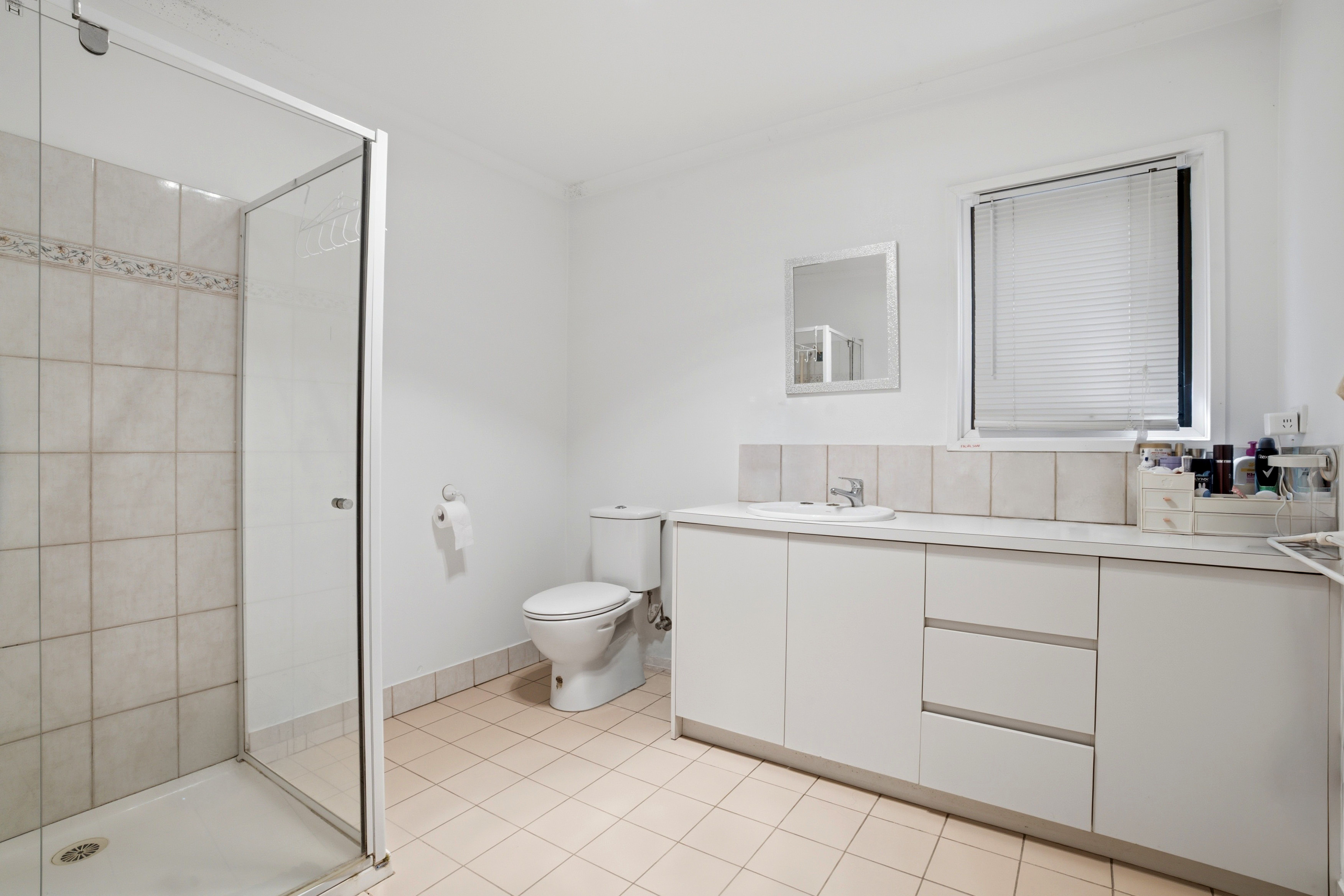 15 Lansdown Street — photo 7 of 11