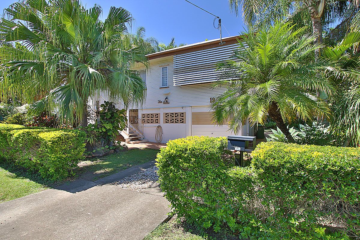 19 George Street, Newtown, QLD 4305