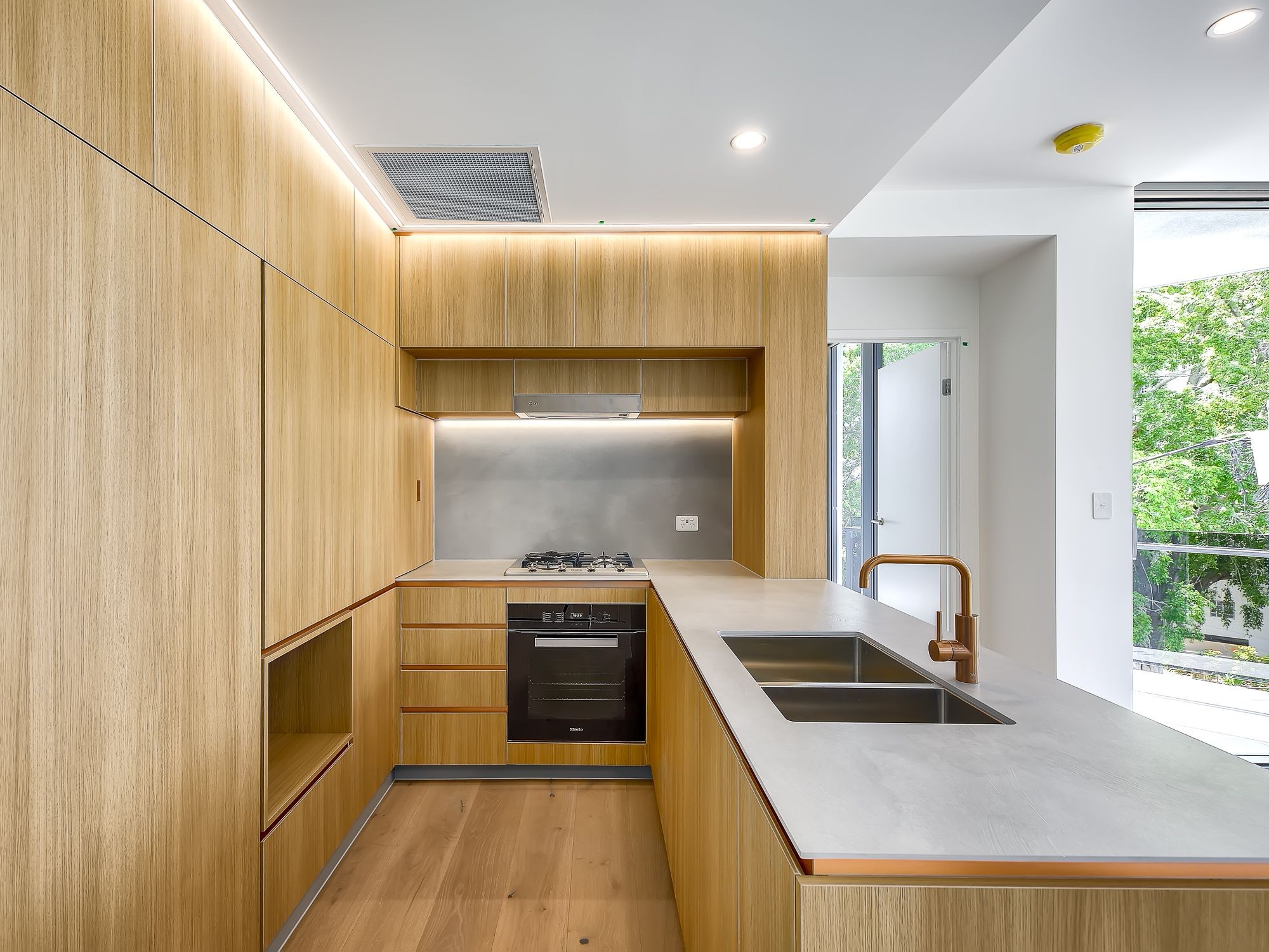 403/66 Lambert Street, Kangaroo Point, QLD 4169