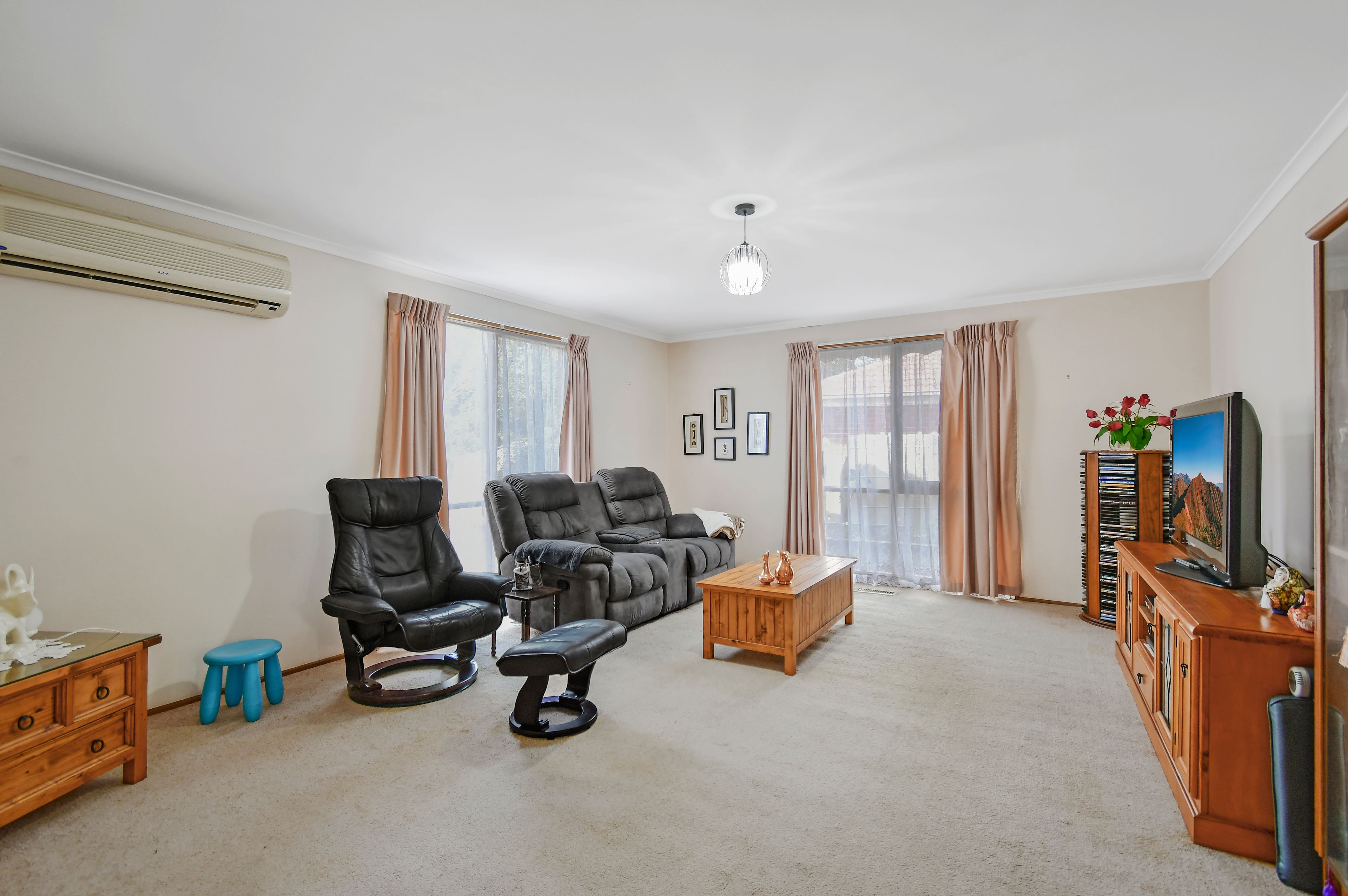 102 Eagle Drive, Pakenham, VIC 3810