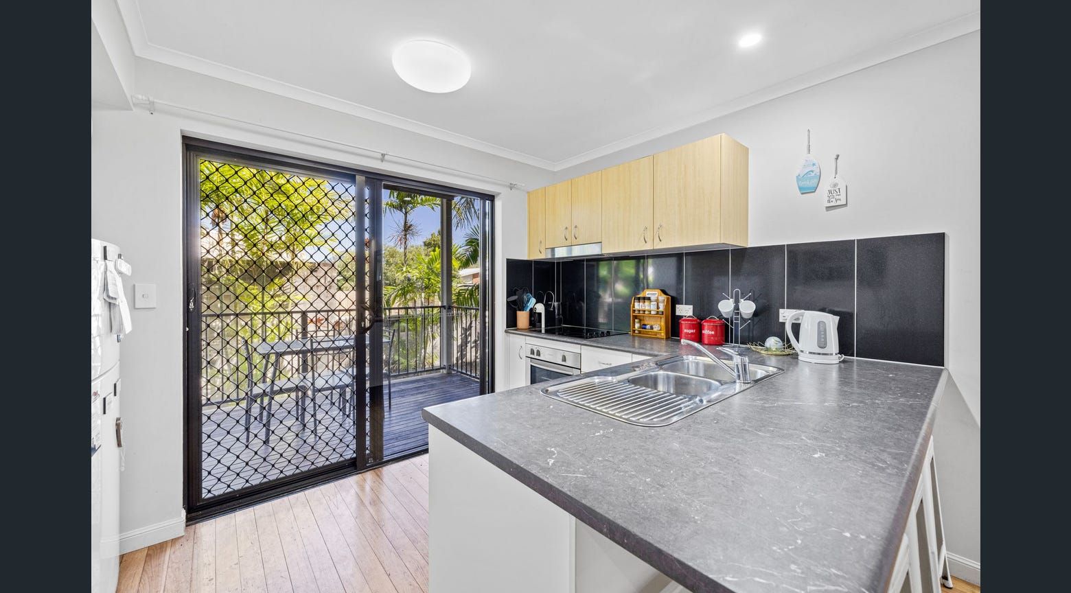 1/152 Mccormack Street, Manunda, QLD 4870