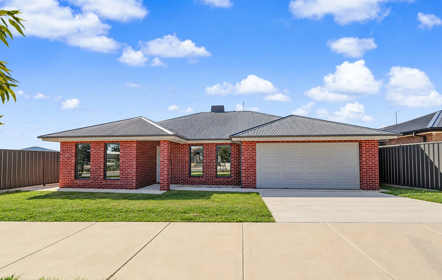 136 Mulgara Drive, Thurgoona, NSW 2640